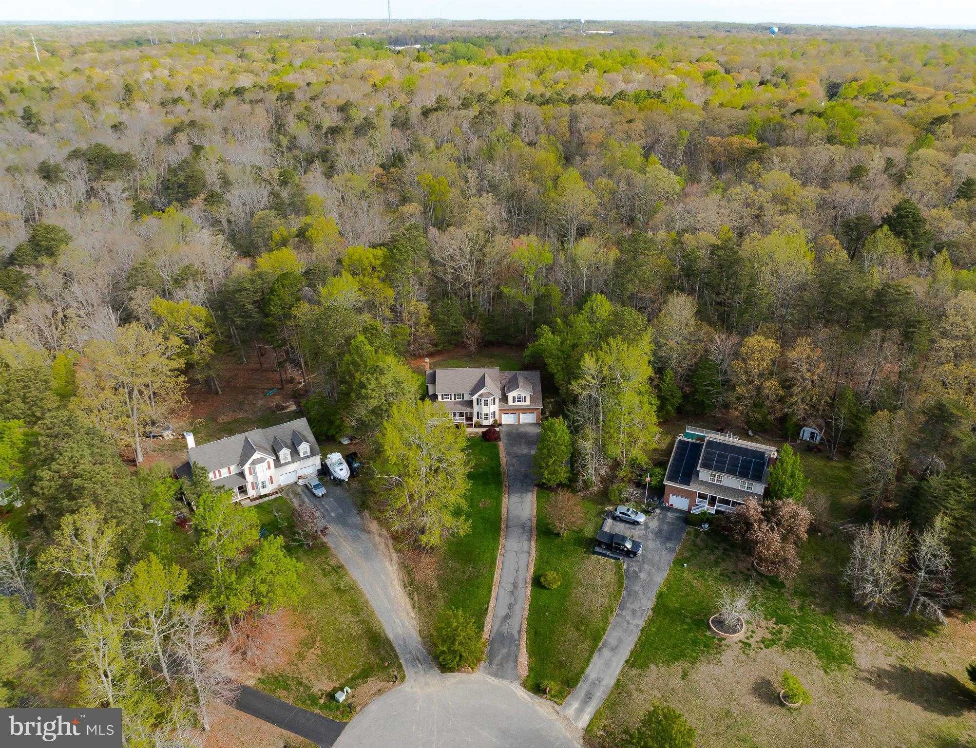 610 Miriam Ln photo 4