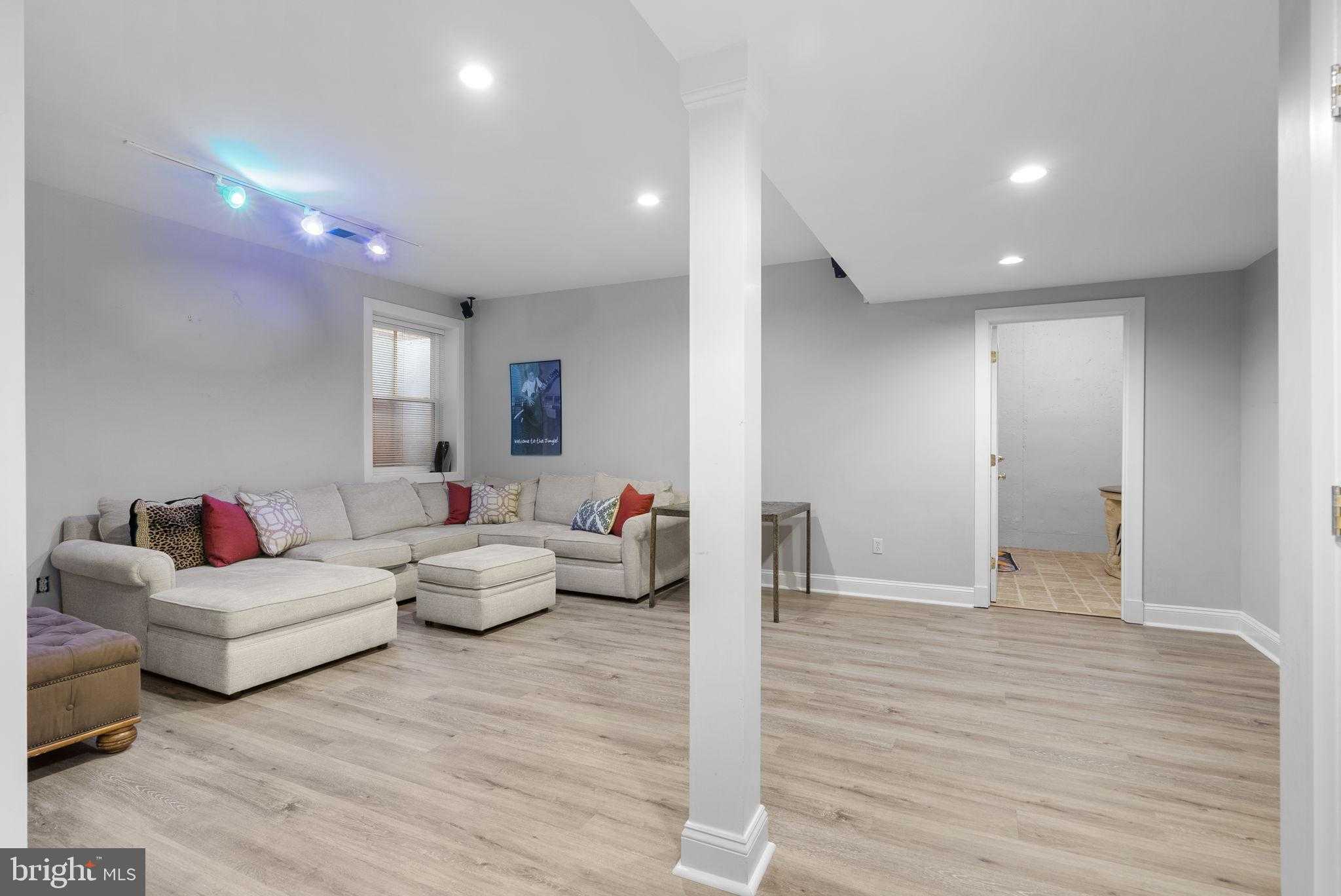 6603 Glenbrook Rd photo 49