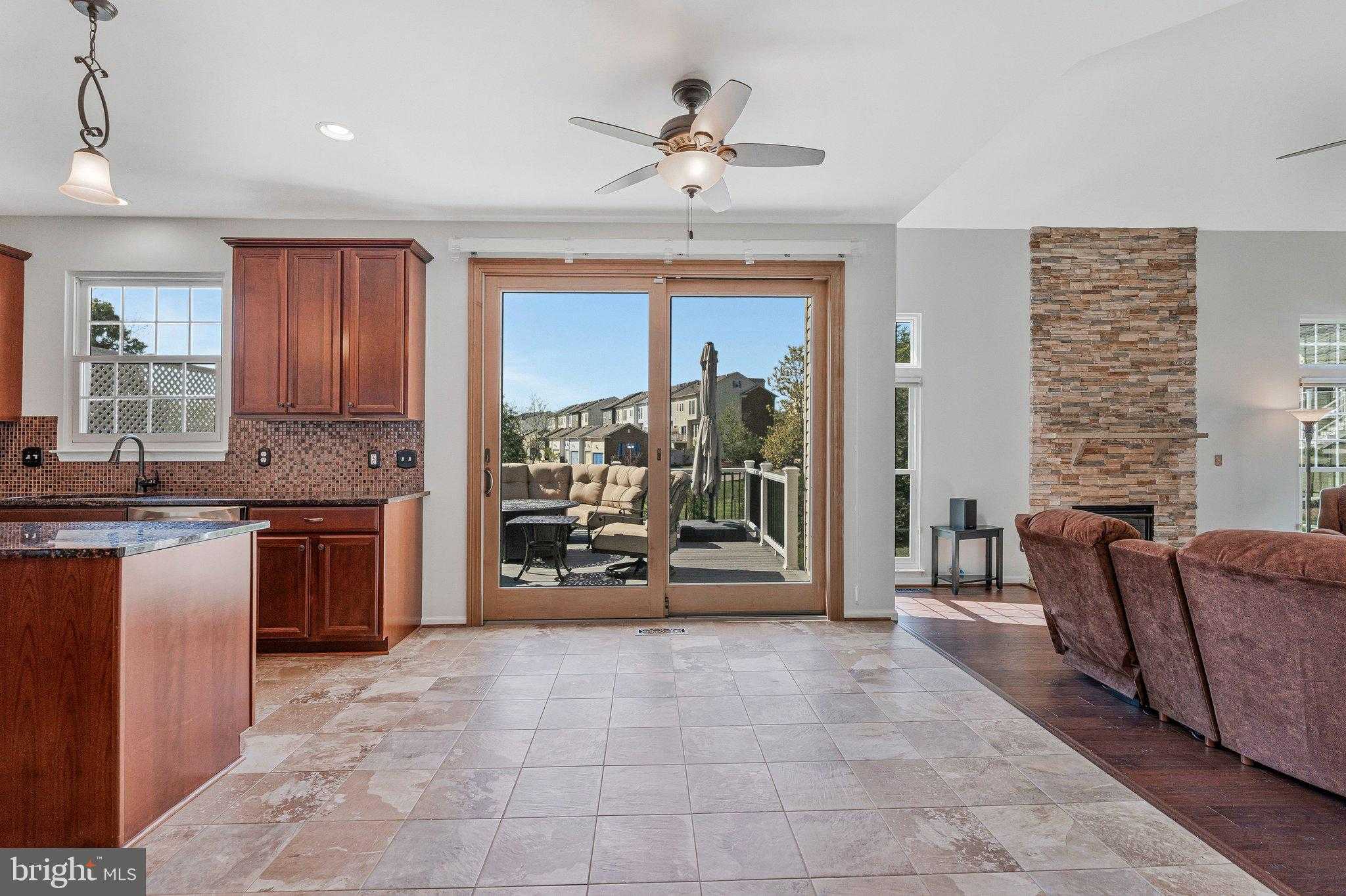 103 Duvall CT SE photo 17