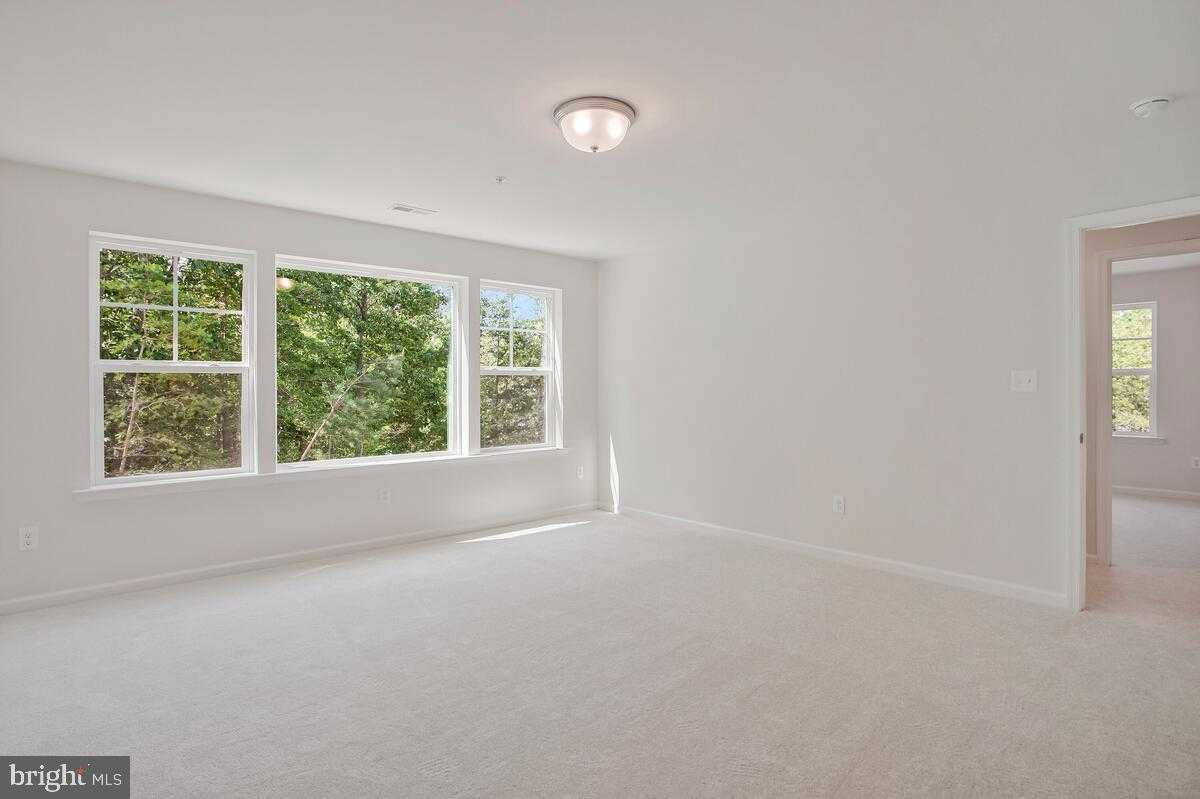 721 Nollmeyer Rd photo 18