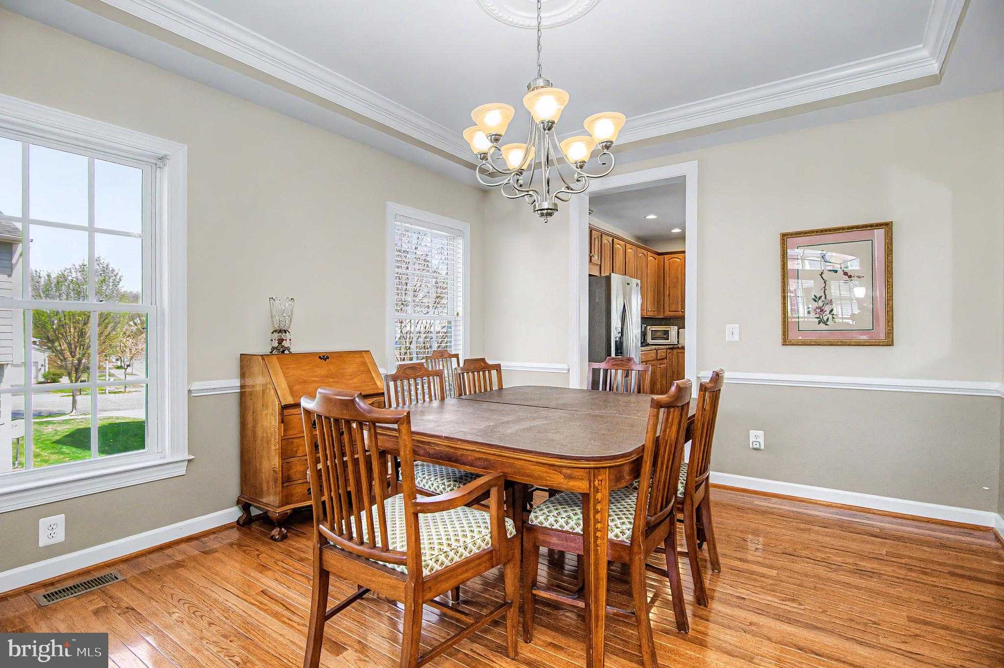 1003 Raymond CT photo 10