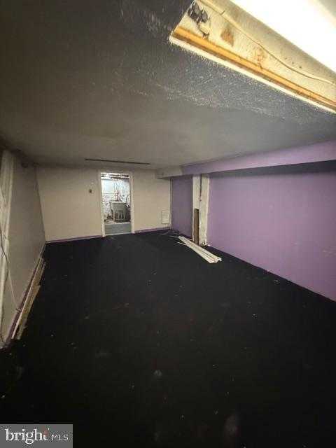 5837 Ludlow St photo 22