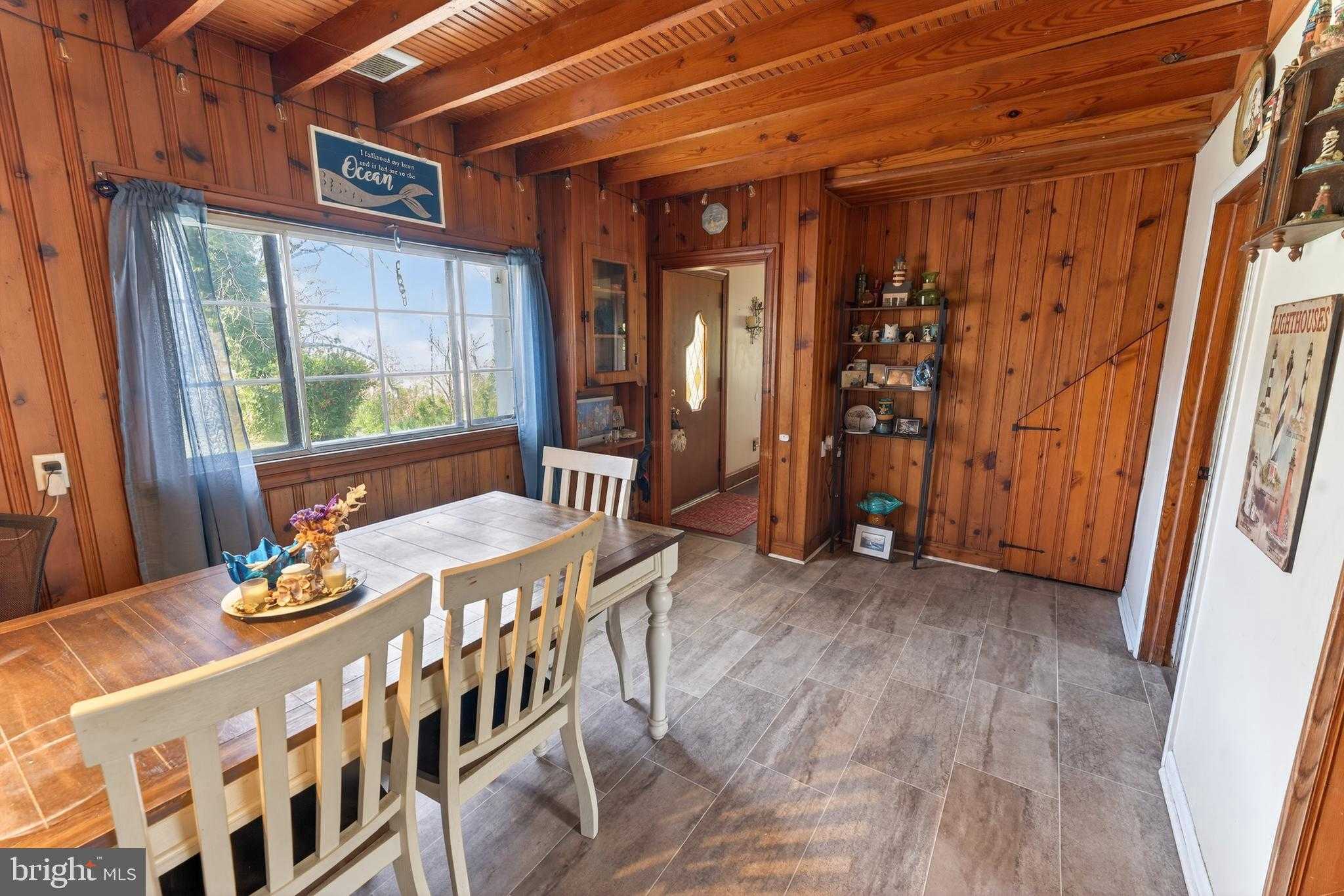 28266 Riverside Dr photo 14