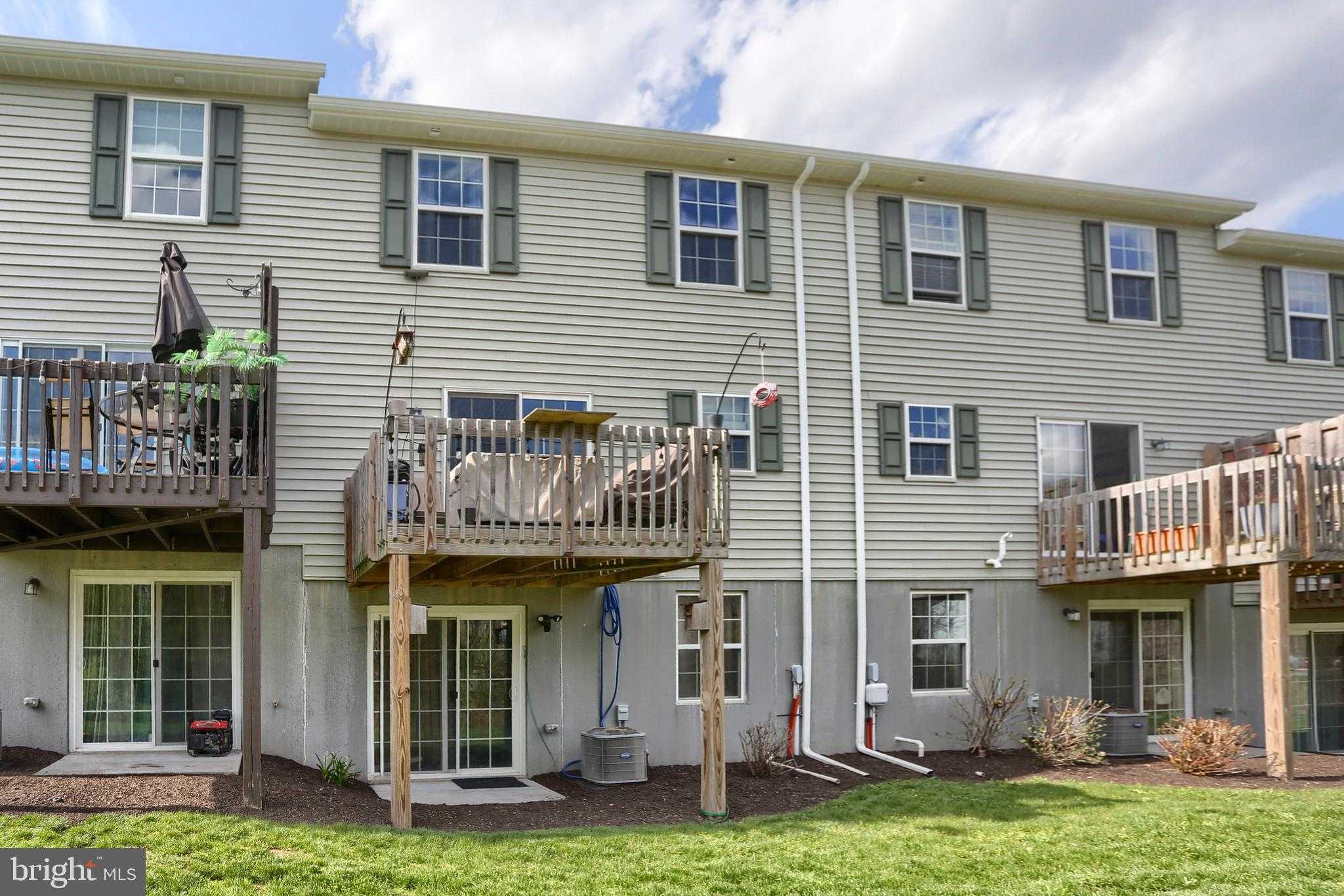 8121 Lenker Dr photo 41