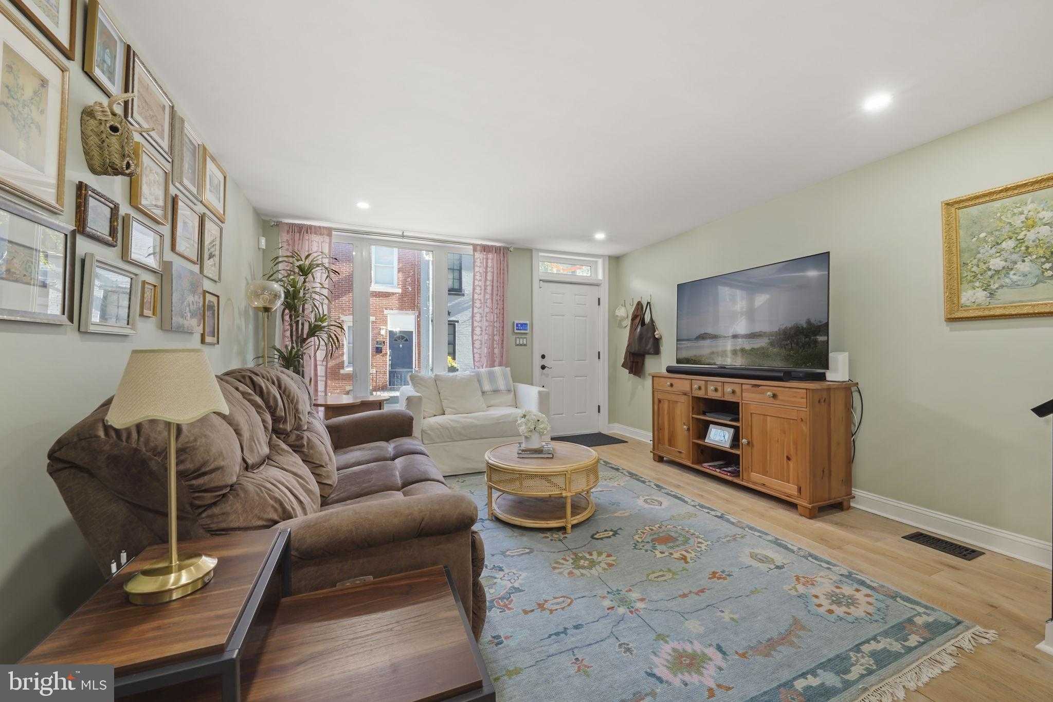 2006 Saint Albans St photo 7