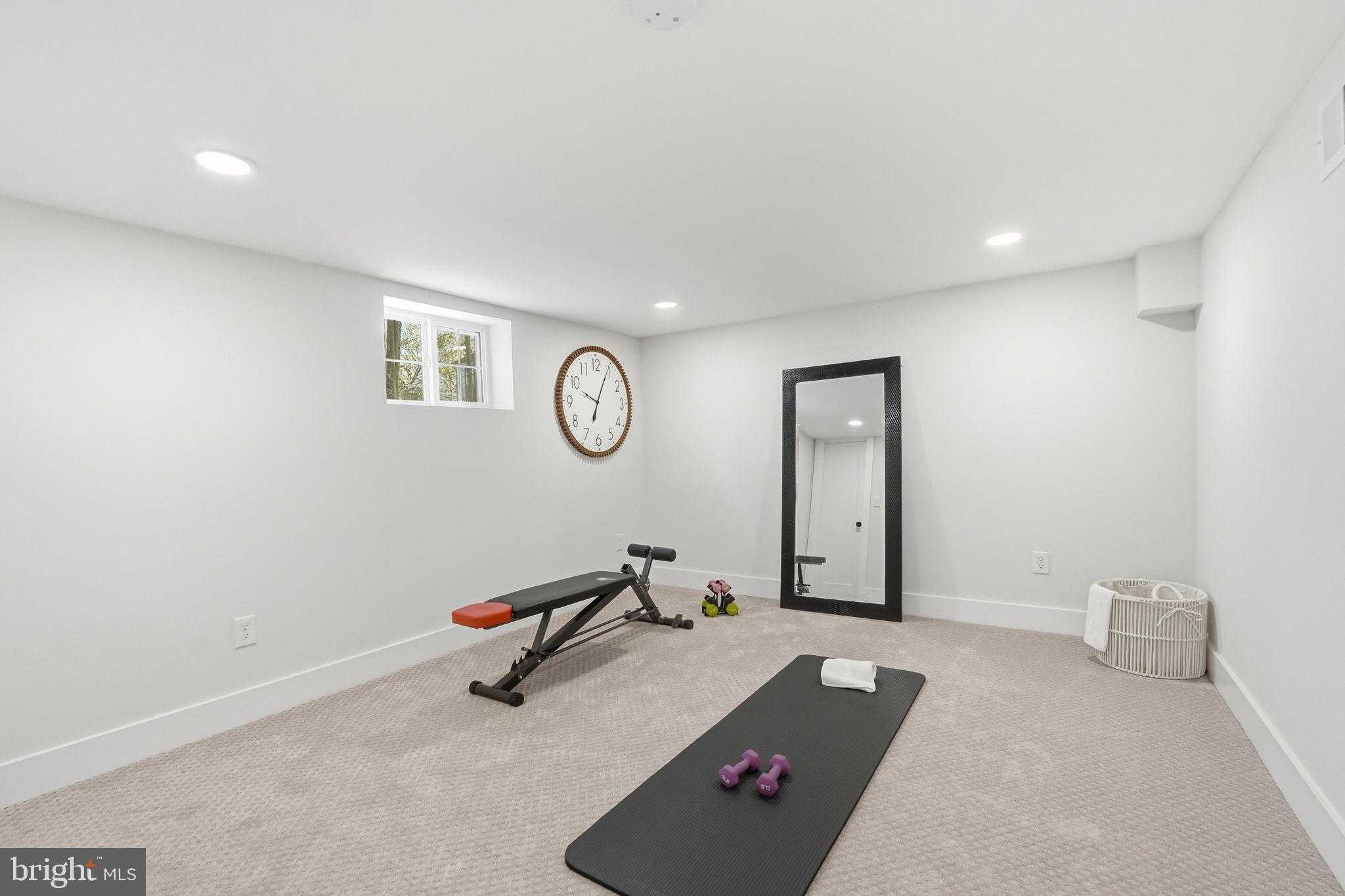 423 N Cleveland St photo 50