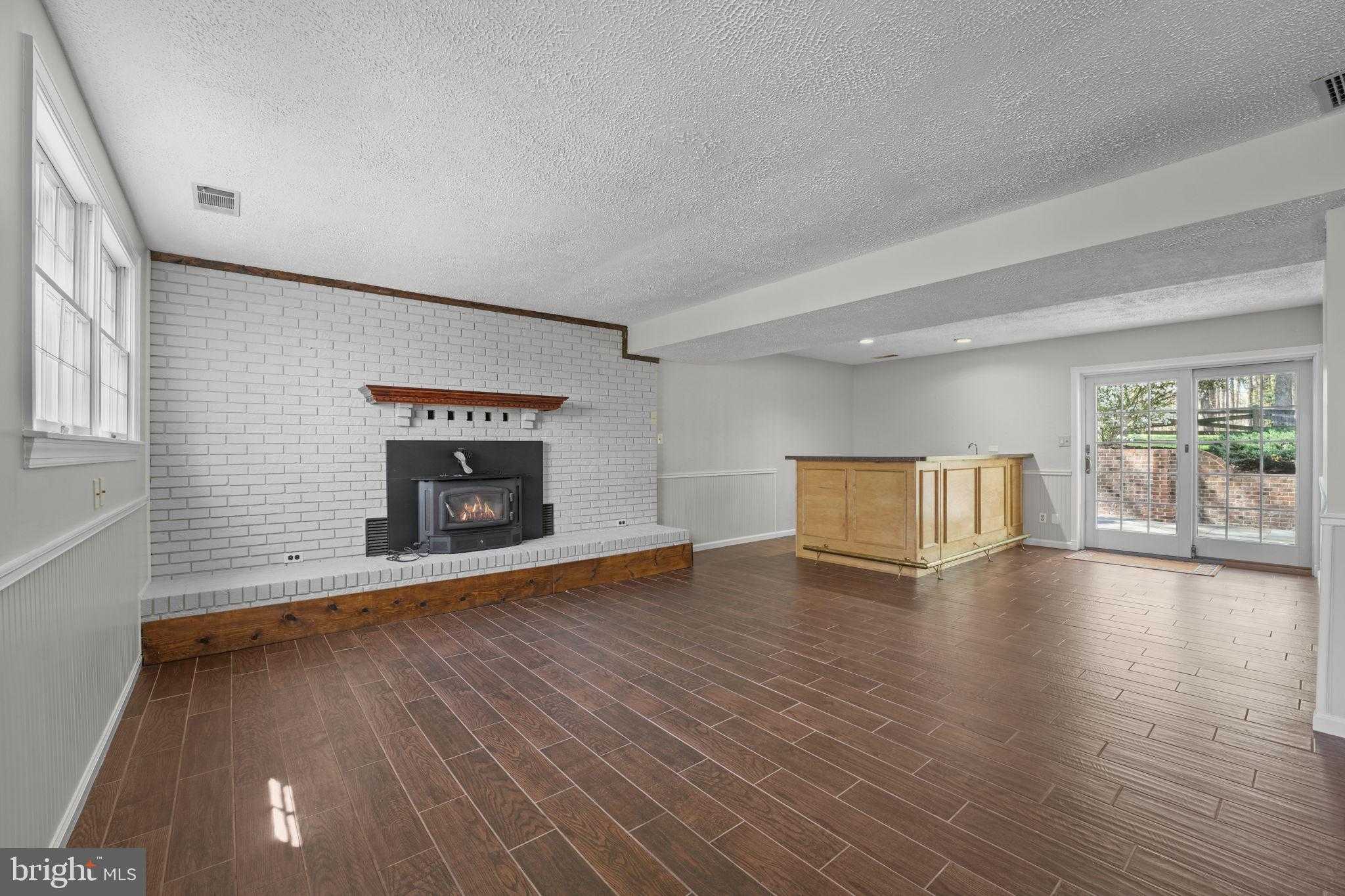 8118 Whitting Dr photo 34