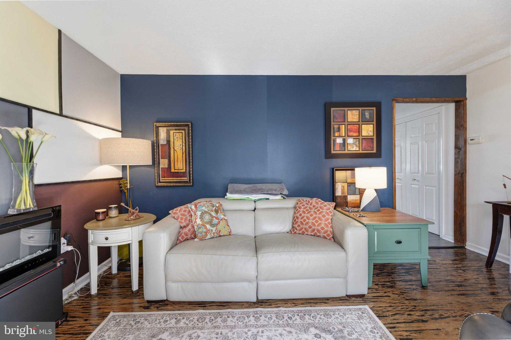 207 Stratford Dr photo 7