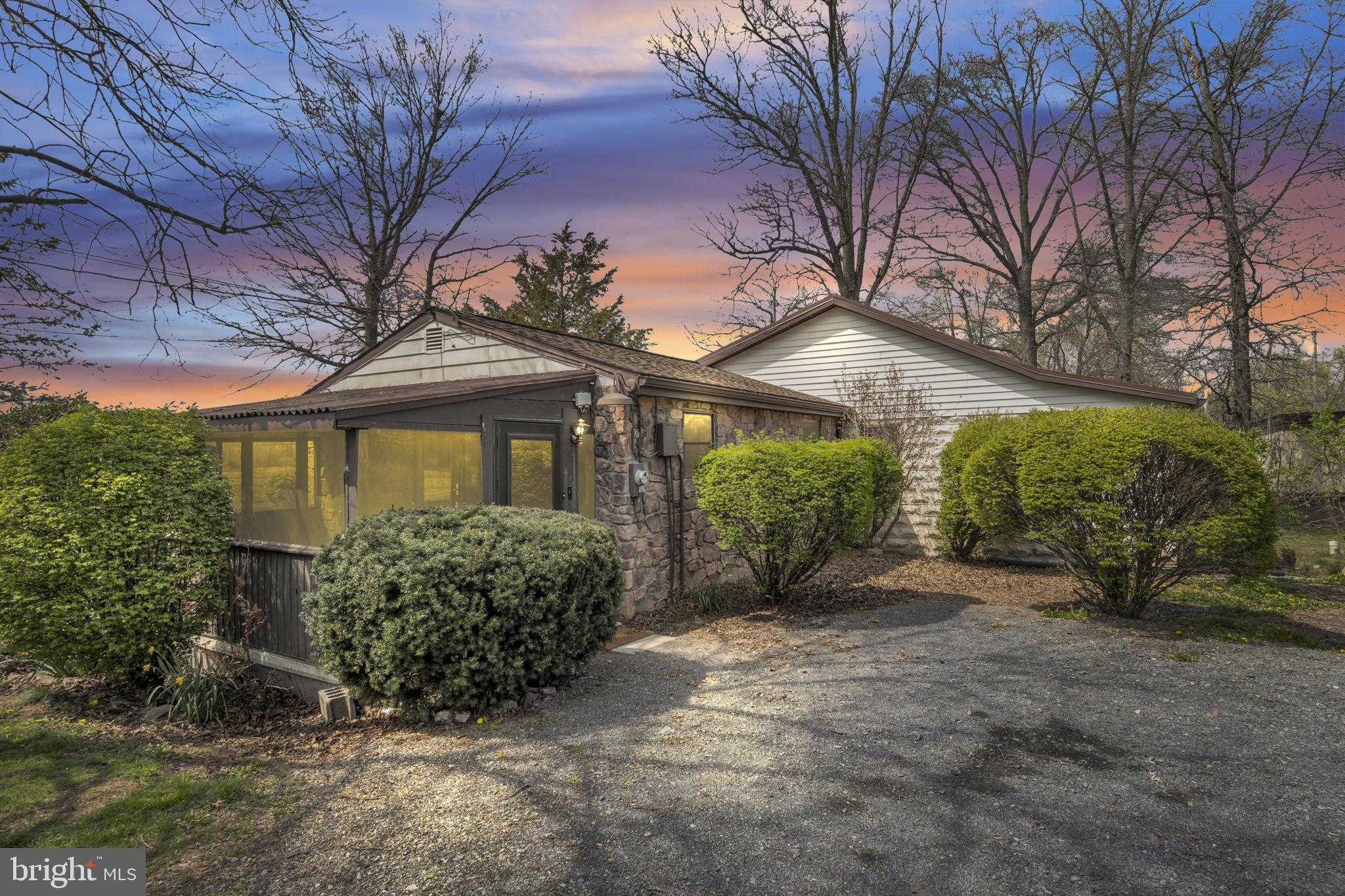 407 Potato Rd, Carlisle