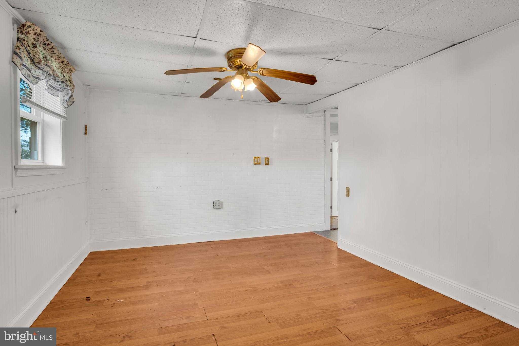 407 Potato Rd photo 11