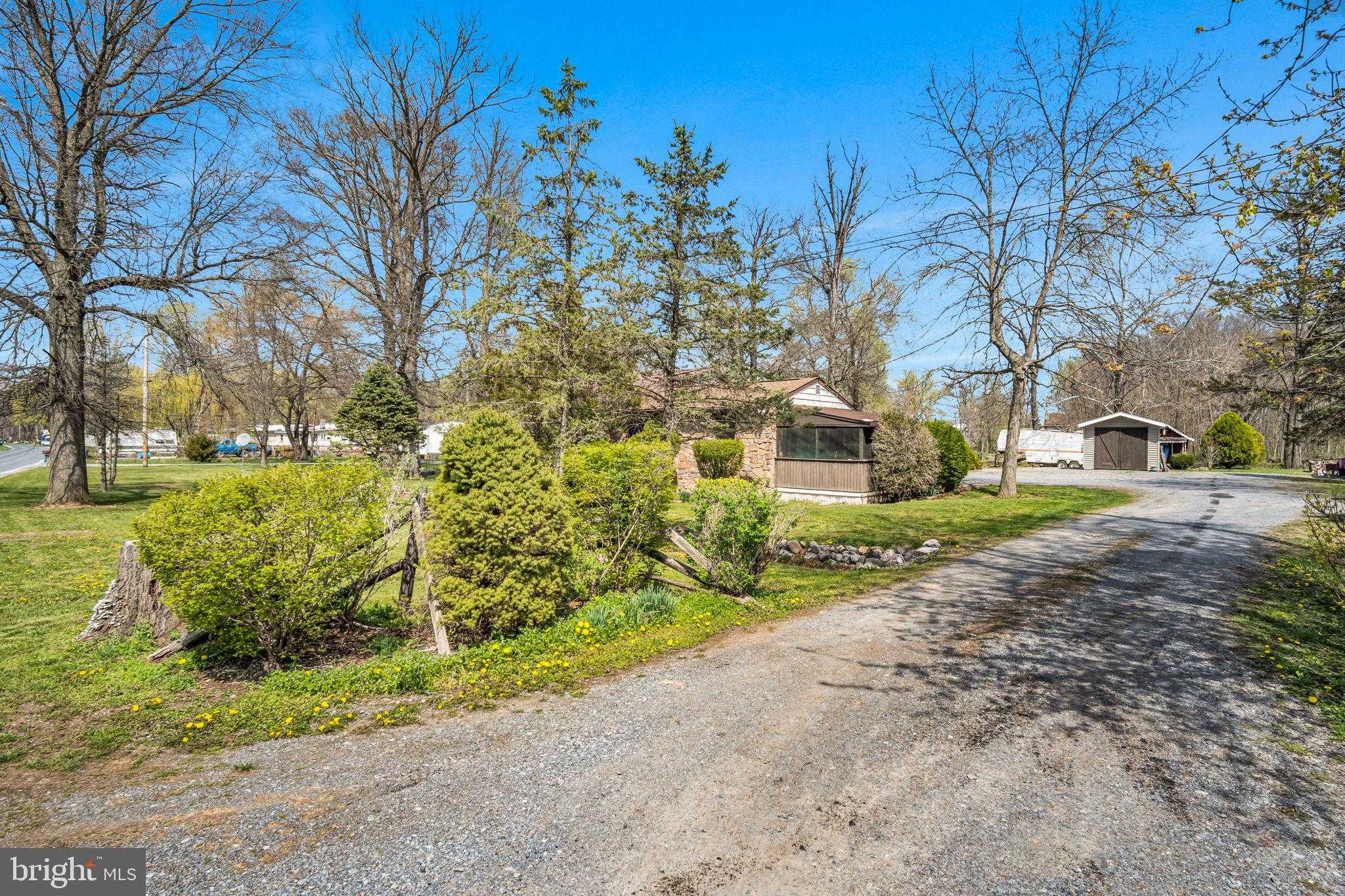 407 Potato Rd photo 2