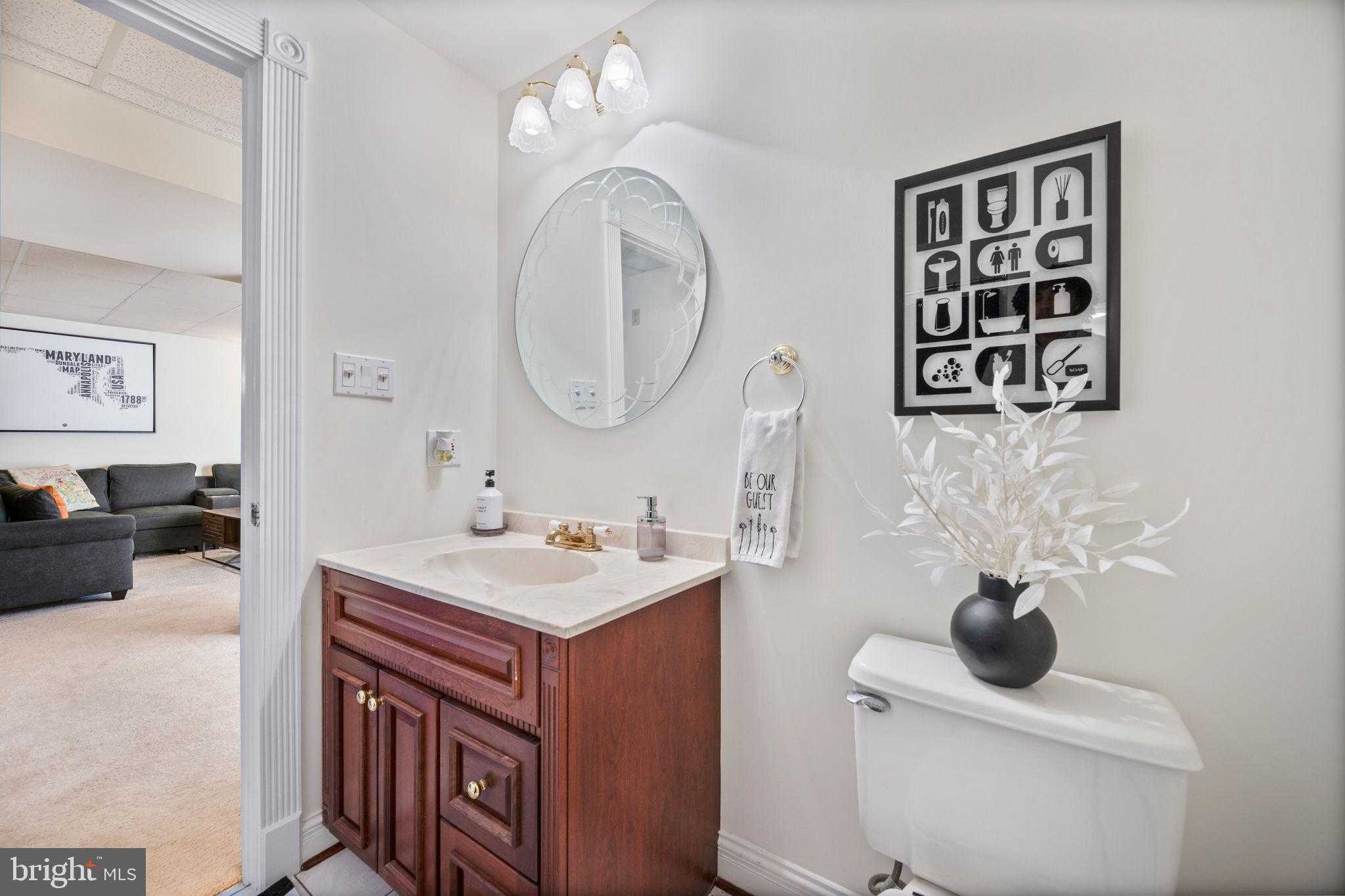 14509 Holstein CT photo 45