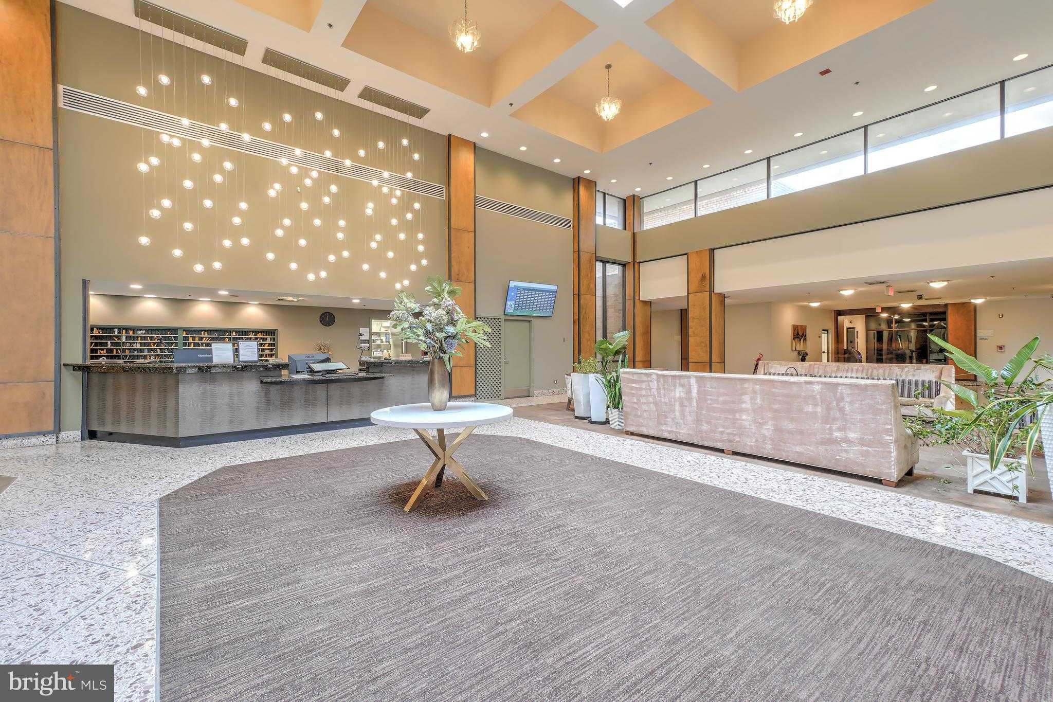 3713 S George Mason Dr Apt 414 photo 4