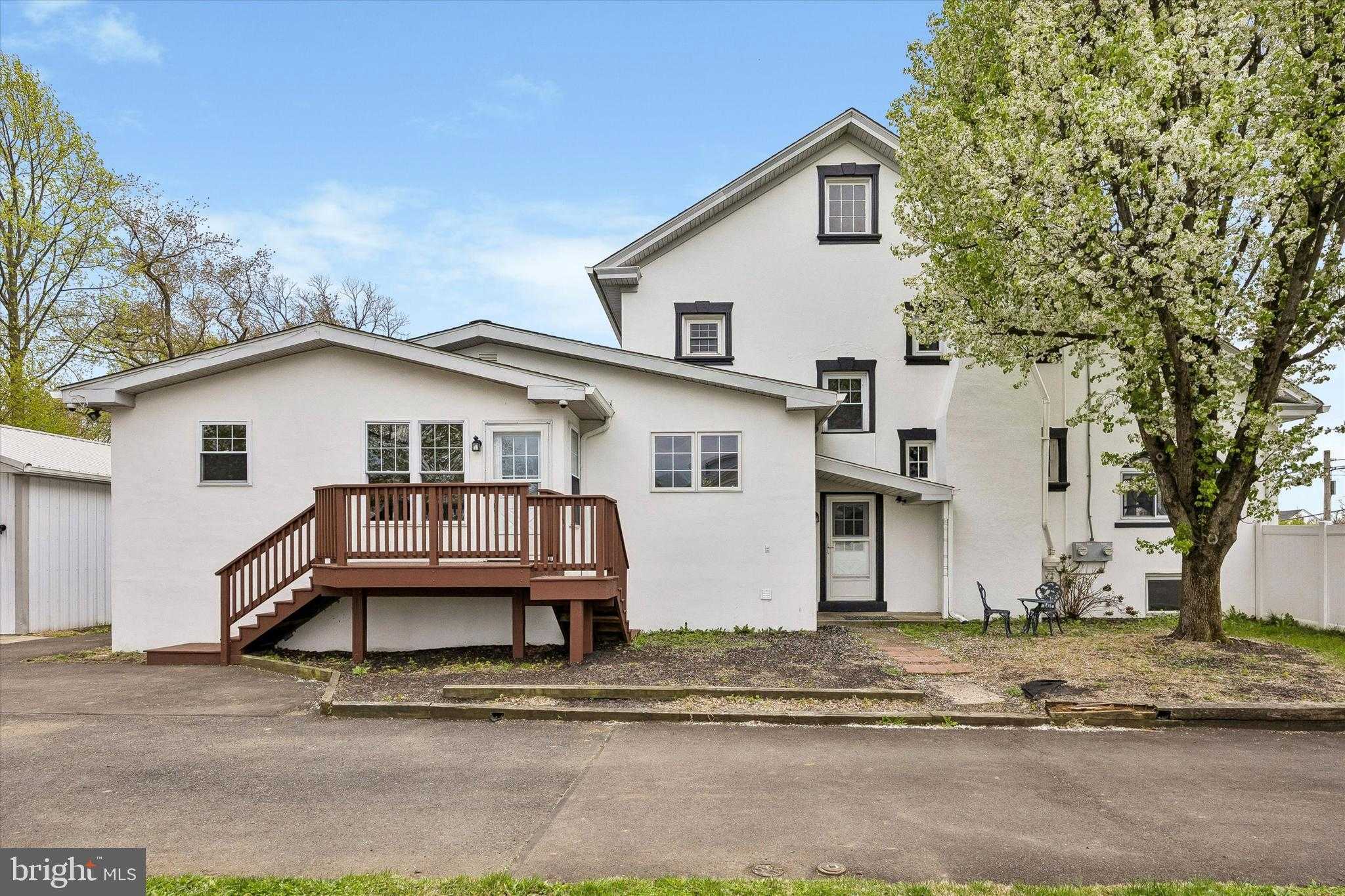 917 Bellevue Ave photo 40