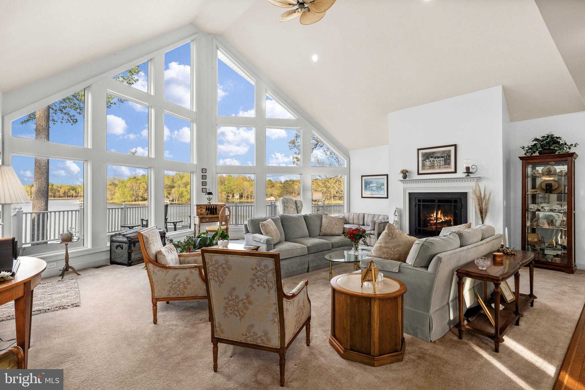 544 Ark Ave photo 31