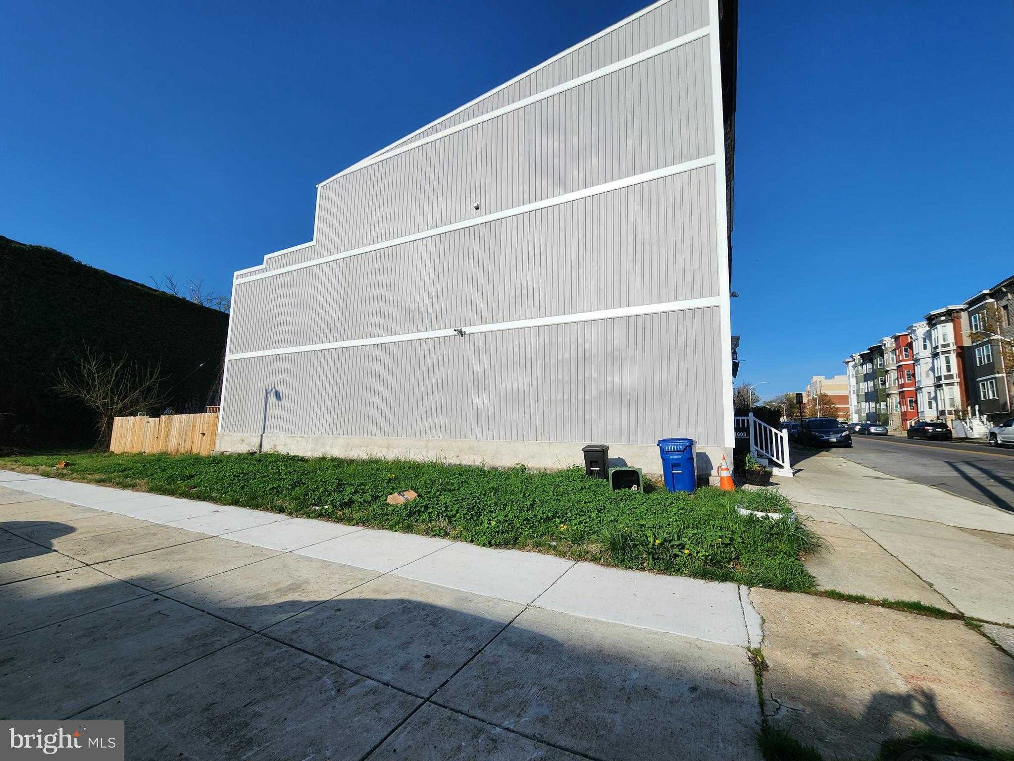 1601 Edmondson Ave photo 4