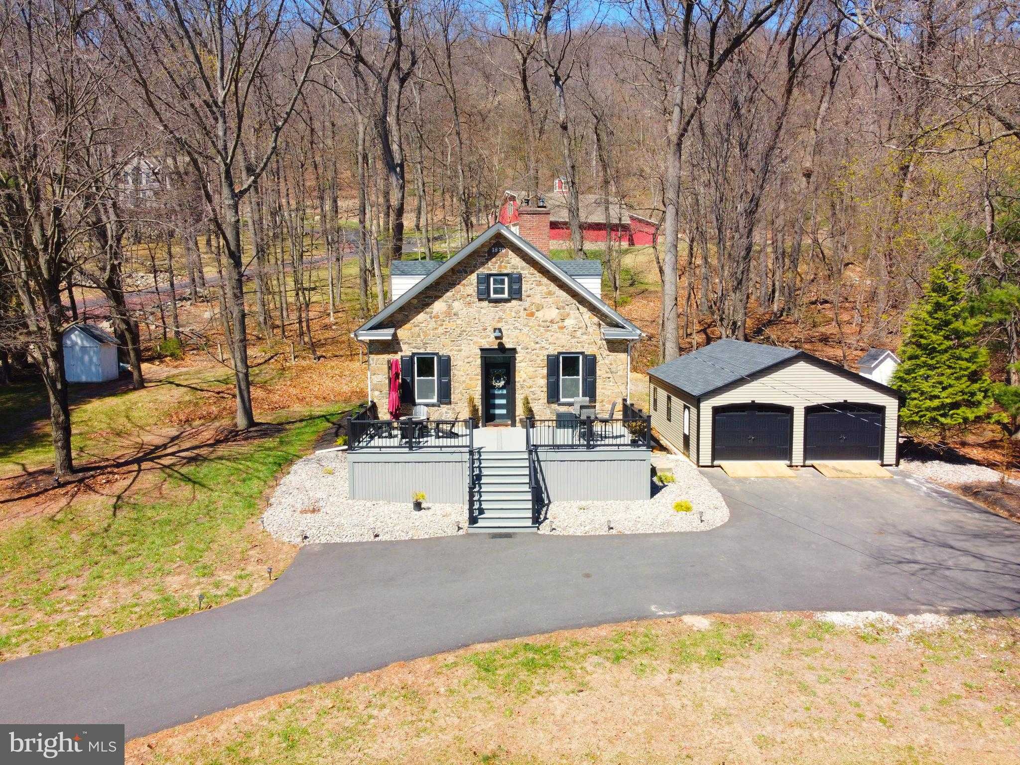 2239 Wassergass Rd photo 3