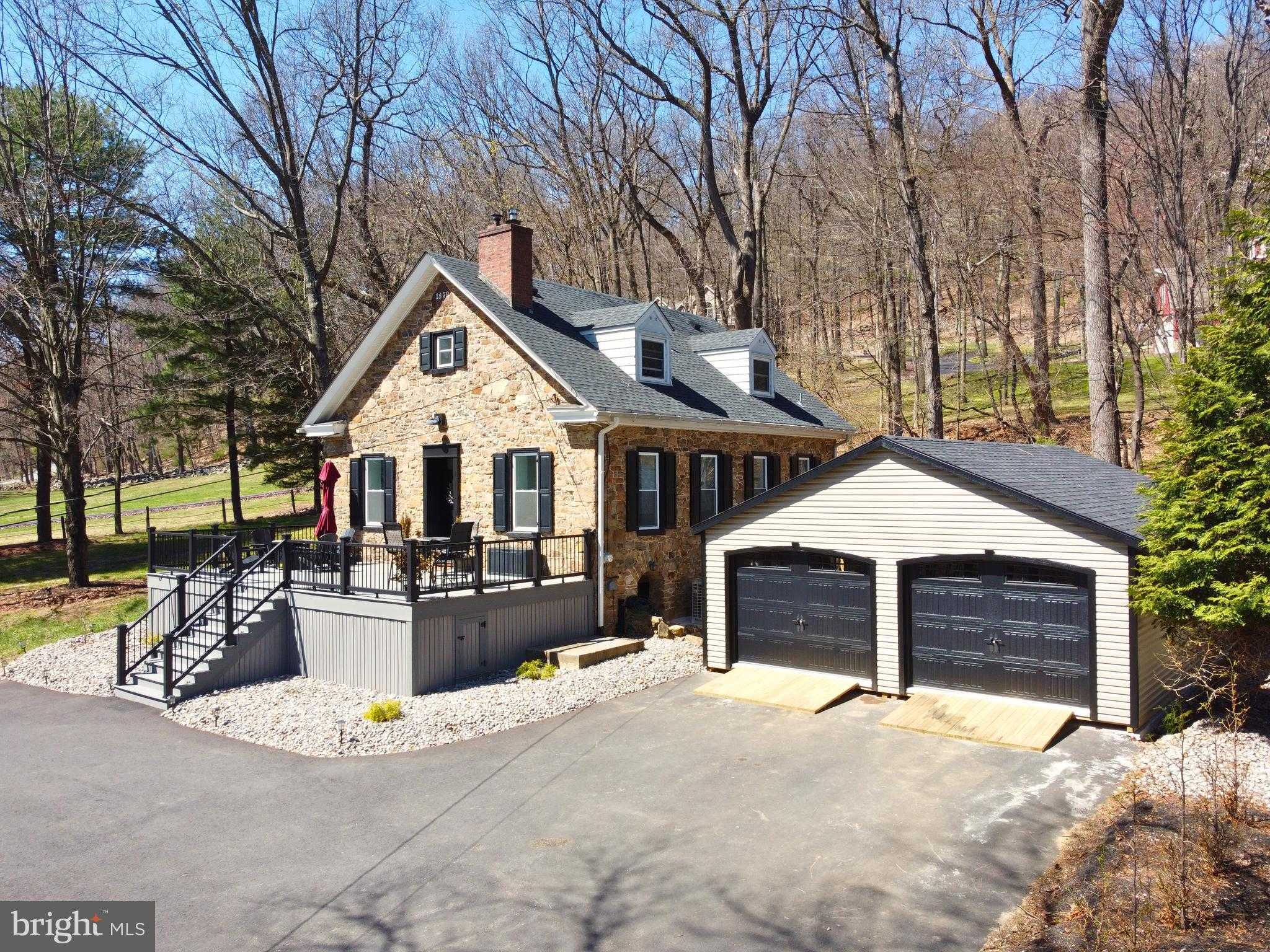 2239 Wassergass Rd photo 4