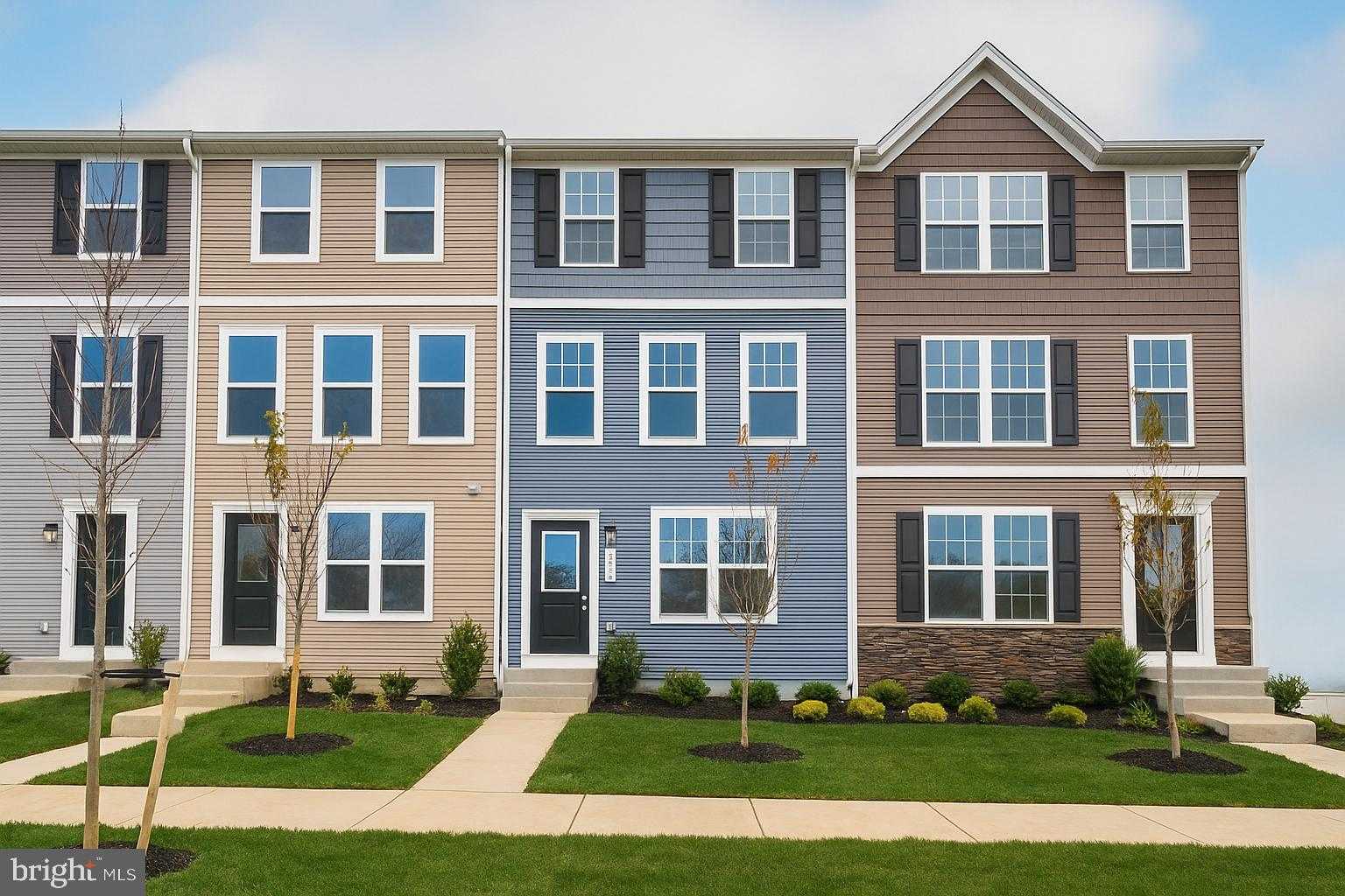 18 United Mews photo 3