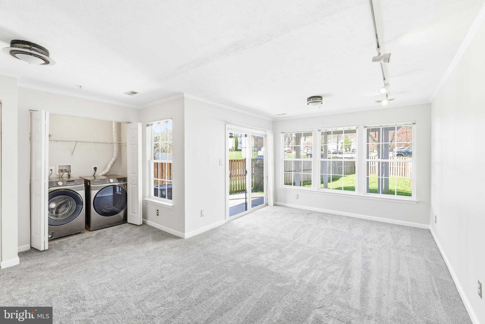 2045 Mardic Dr photo 12