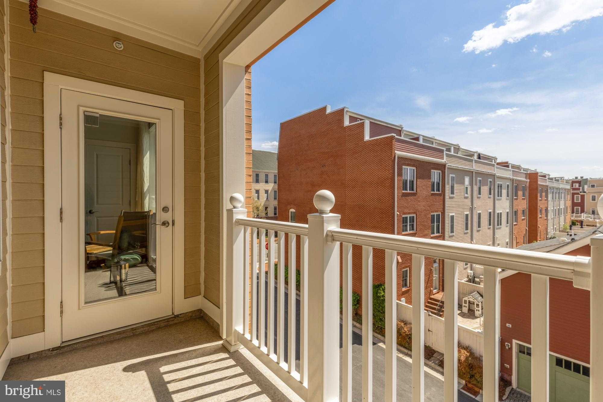 619 Mckenzie Ave Unit 102 photo 19