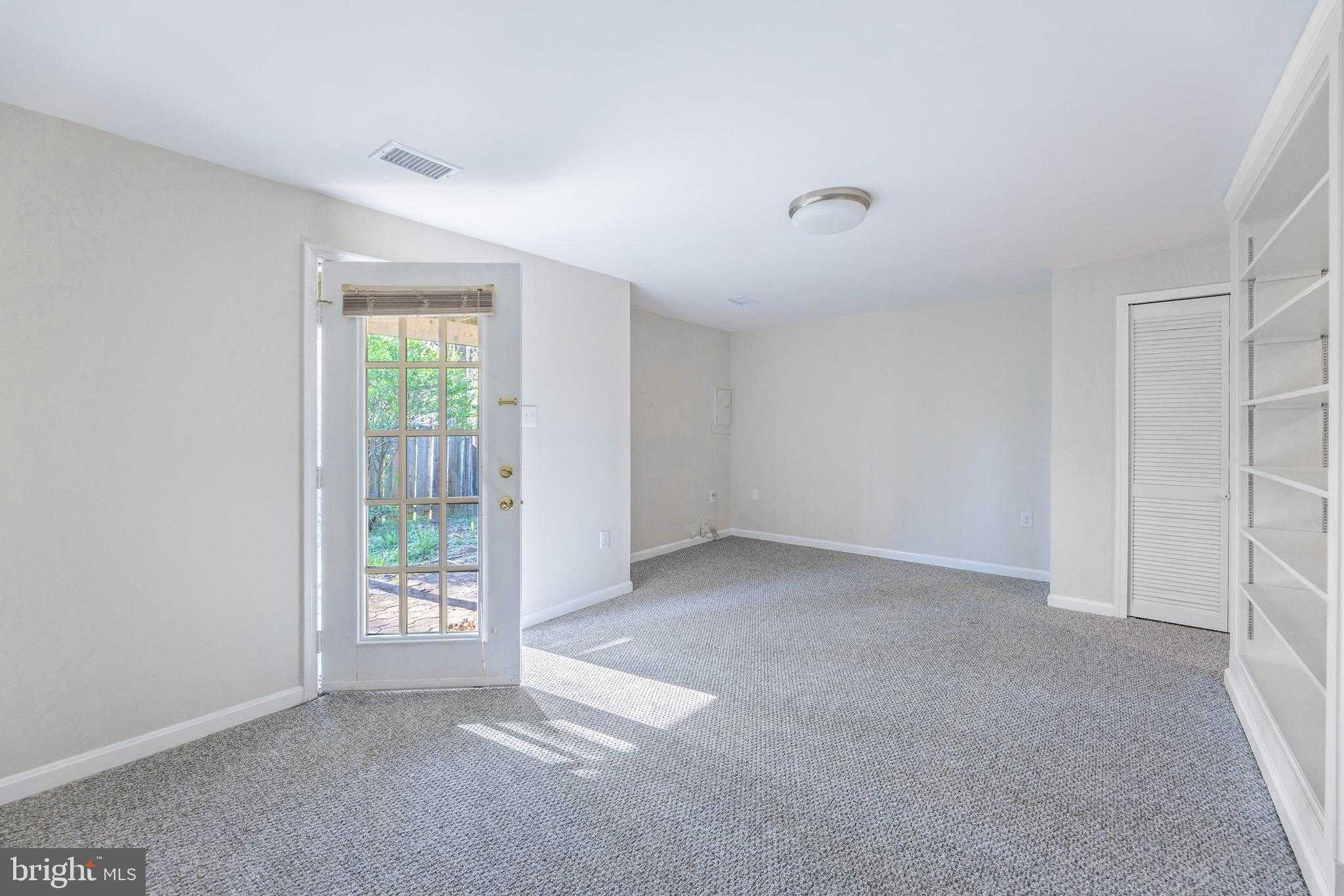 5121 Spring Branch Blvd photo 31