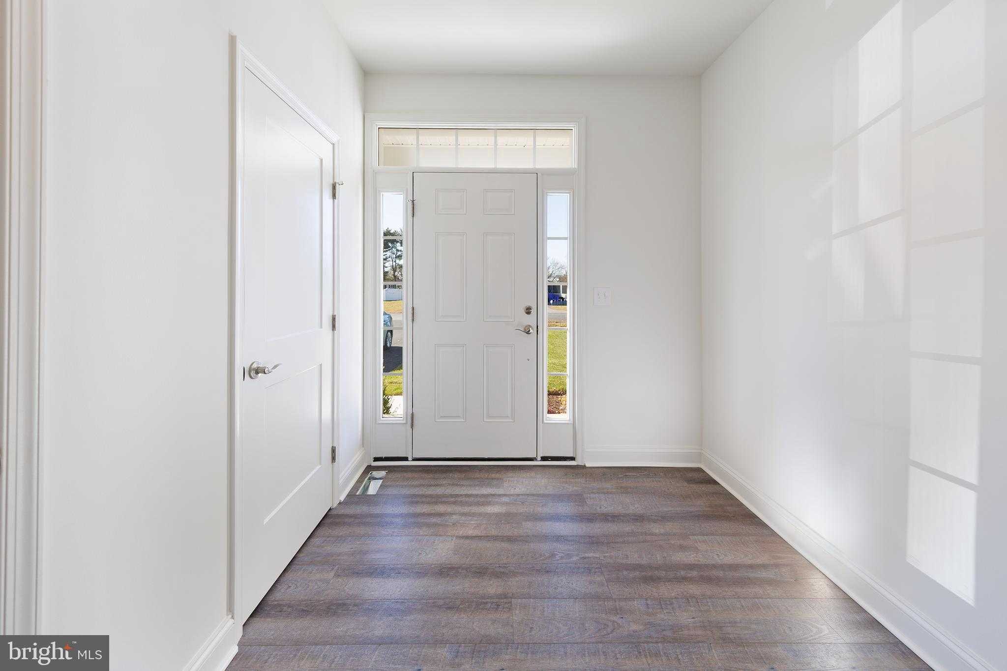 323 Chenowith Dr photo 19