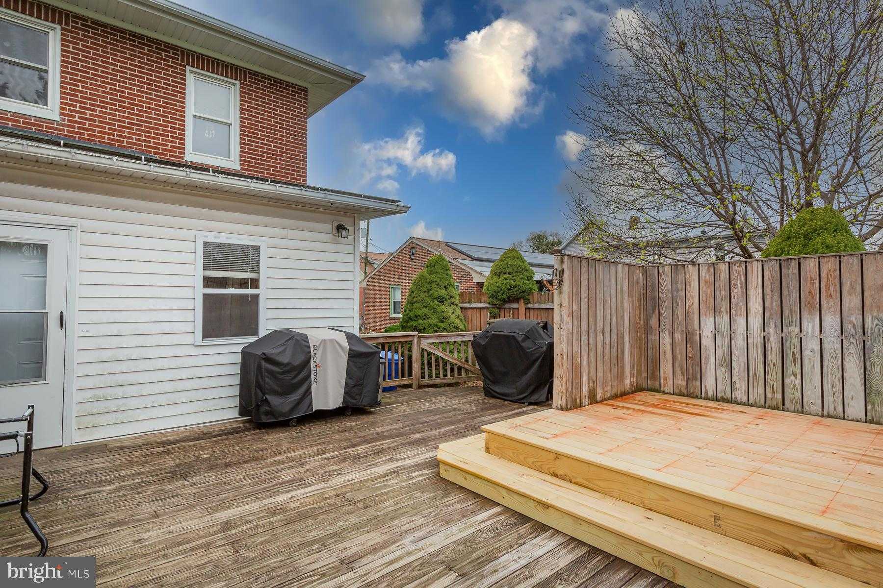 139 N Hanover St photo 33