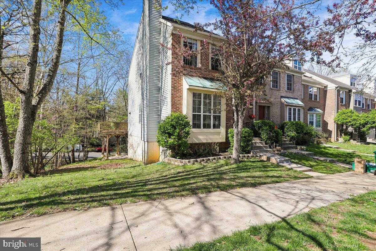 1414 Wake Forest Dr photo 2