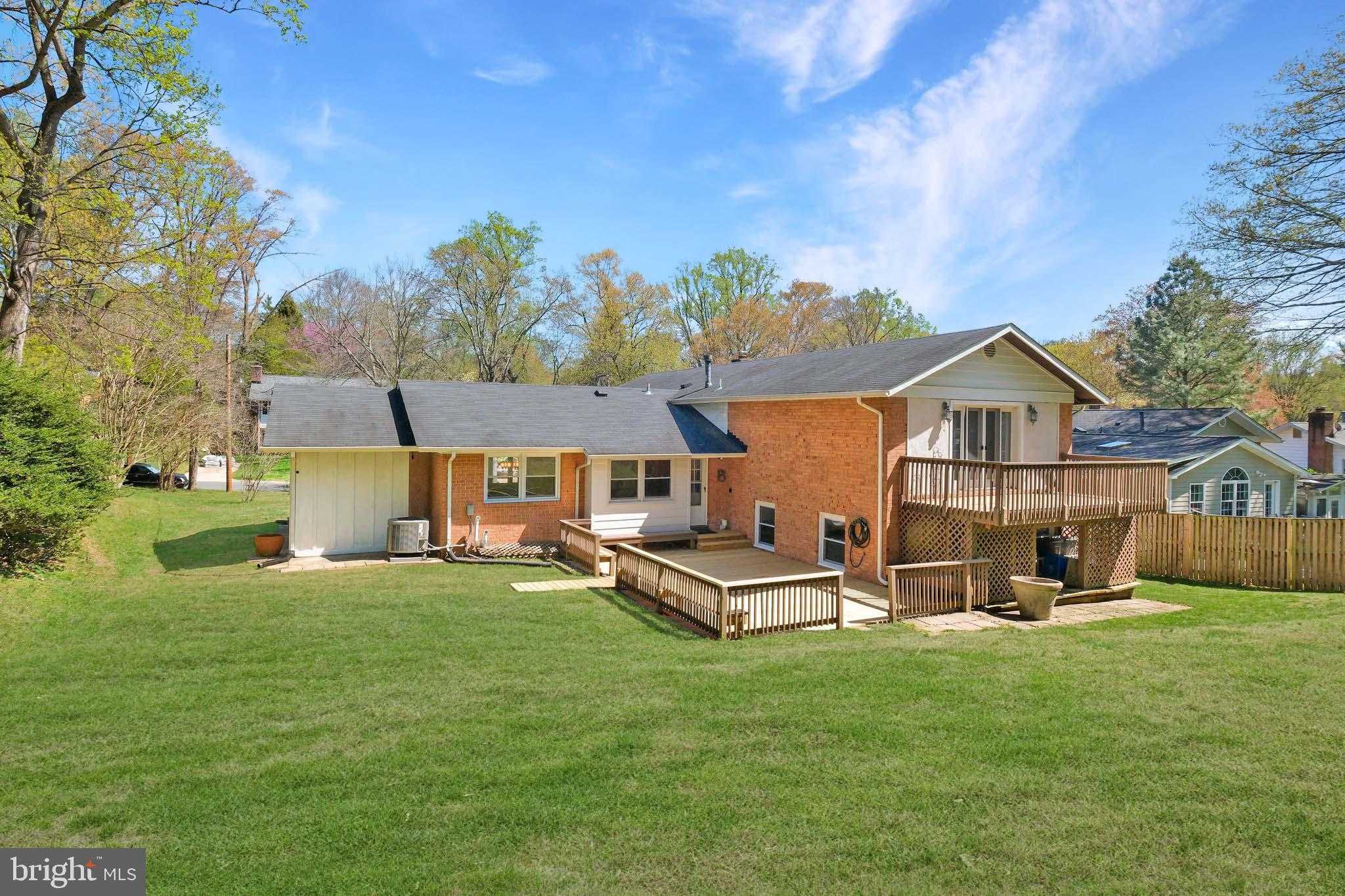 11612 Stonewood Ln photo 2