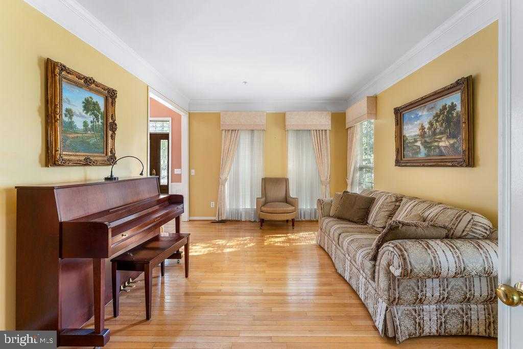 14701 Danton CT photo 8