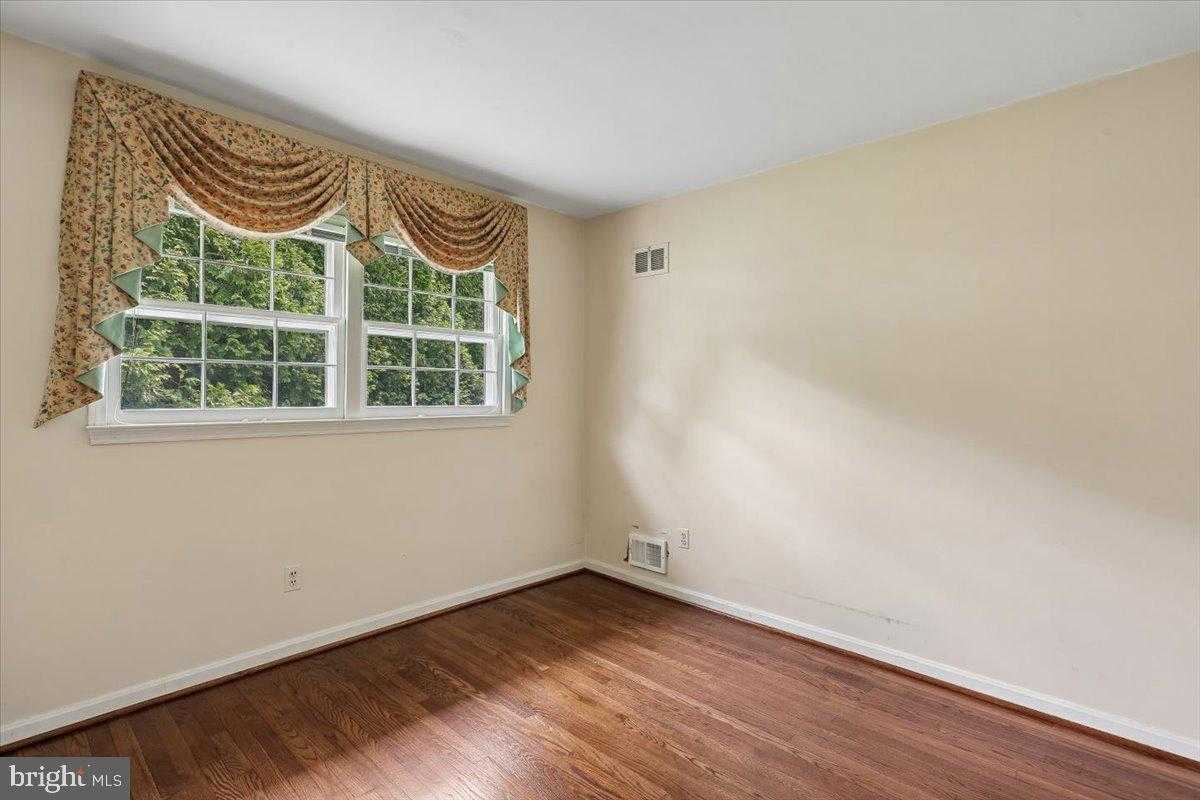 16725 Frontenac Ter photo 46