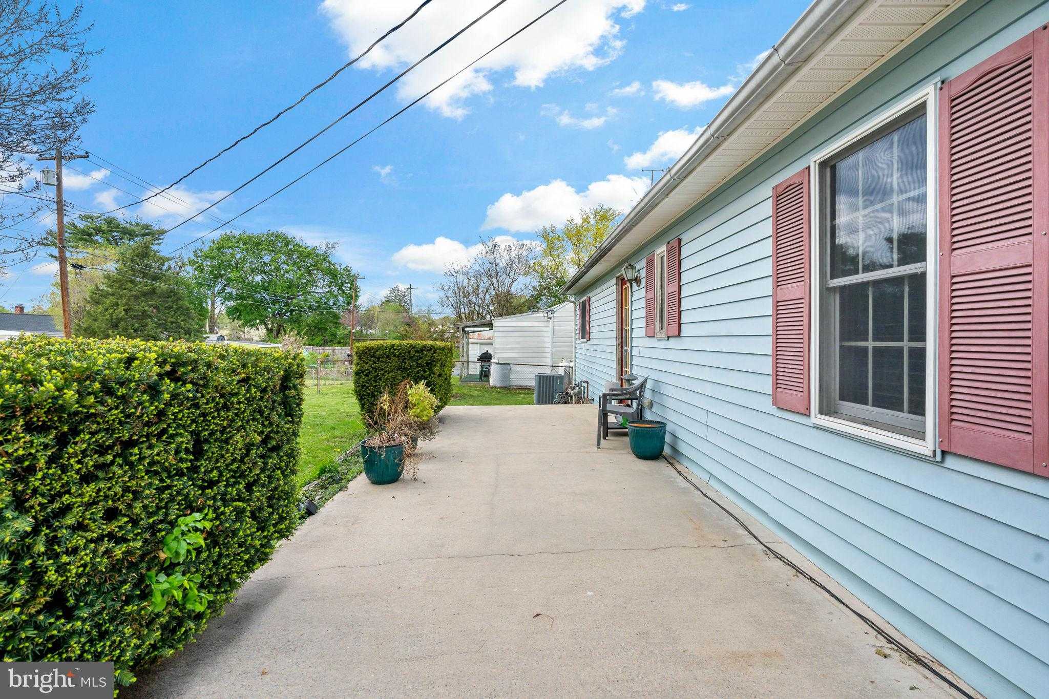 710 Porter Ave photo 38