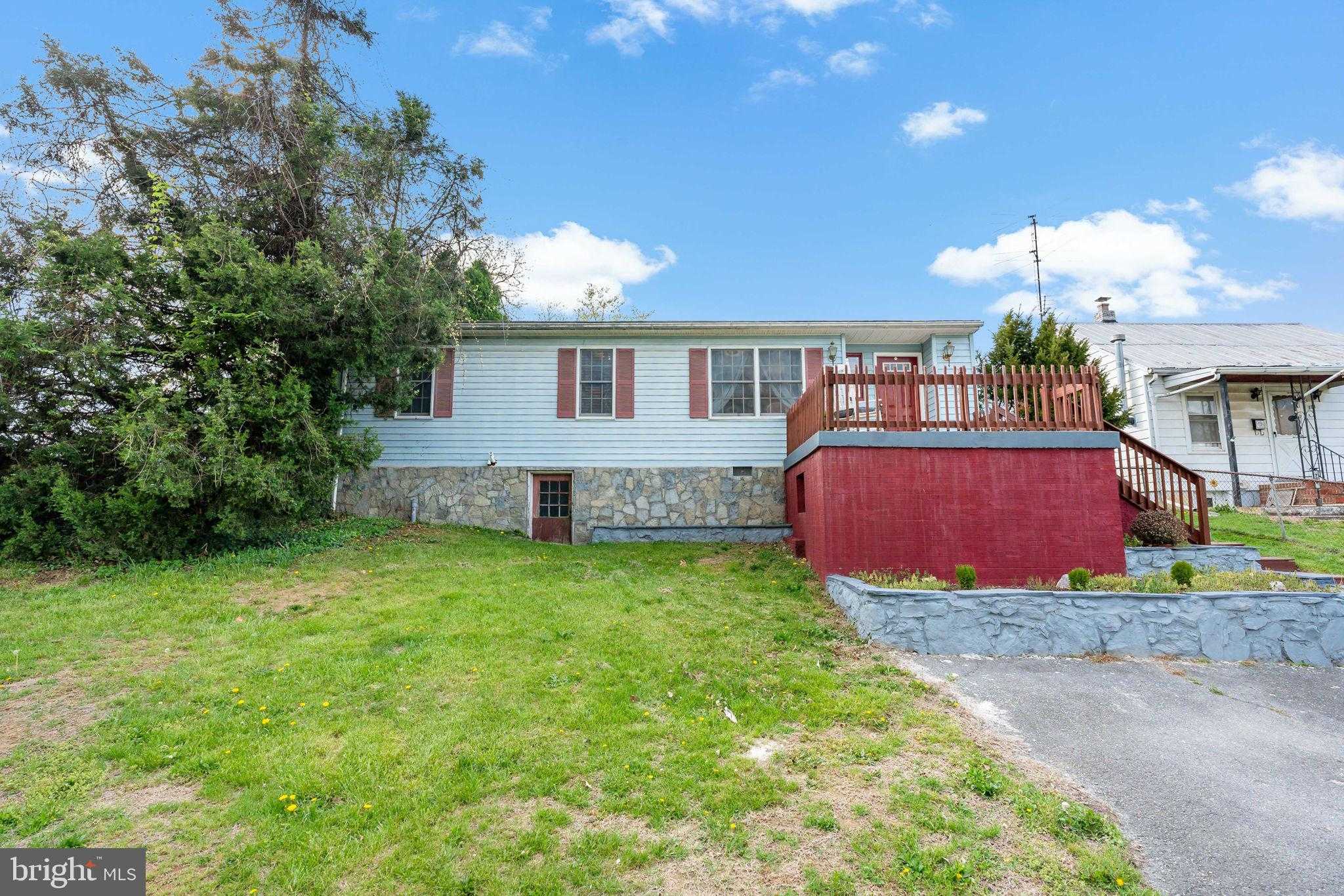 710 Porter Ave photo 6