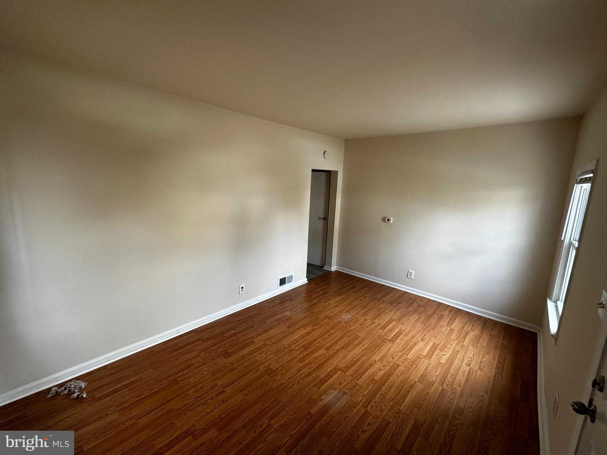 214 10th St photo 25