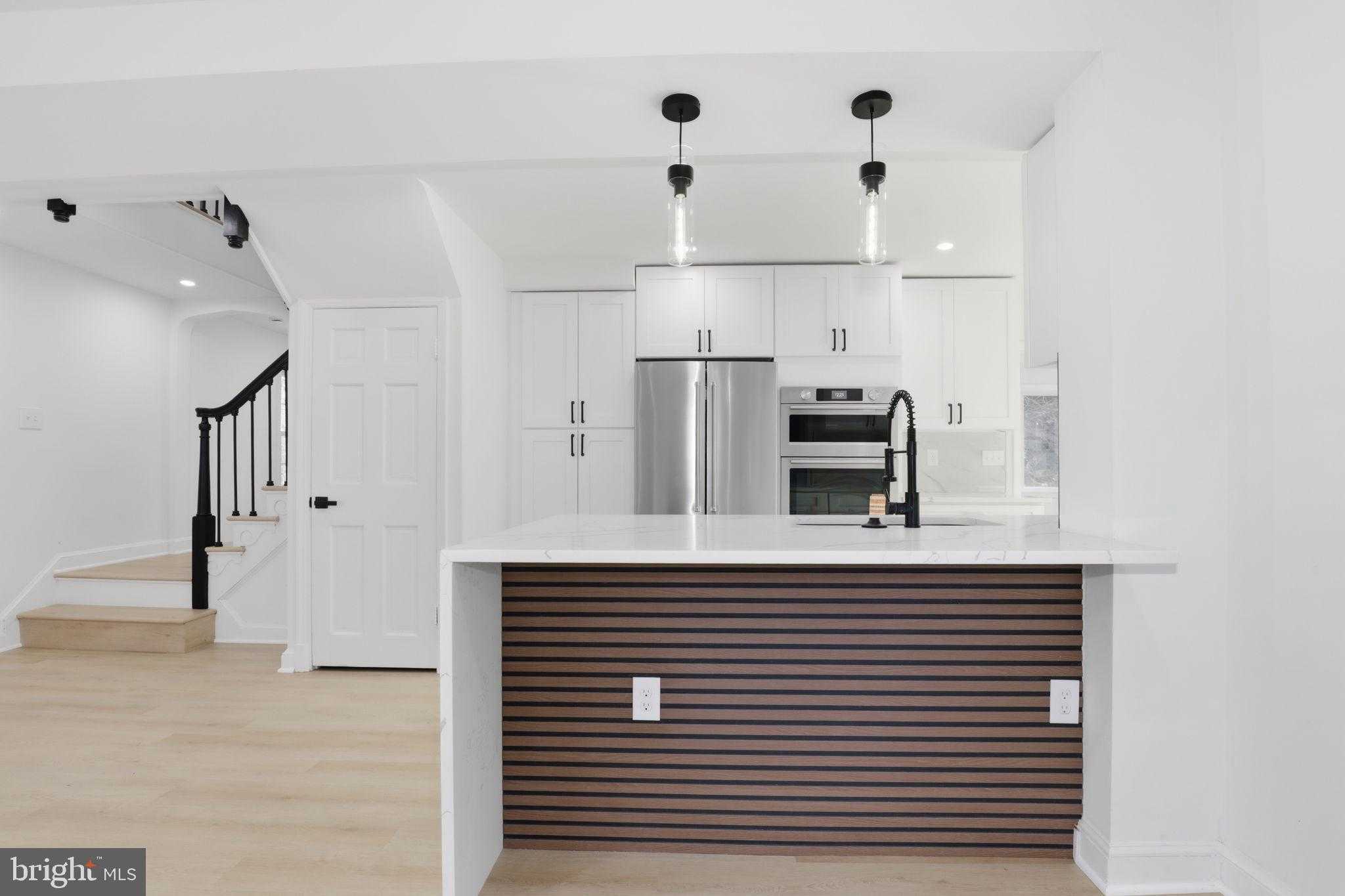 311 Ellsworth Dr photo 11