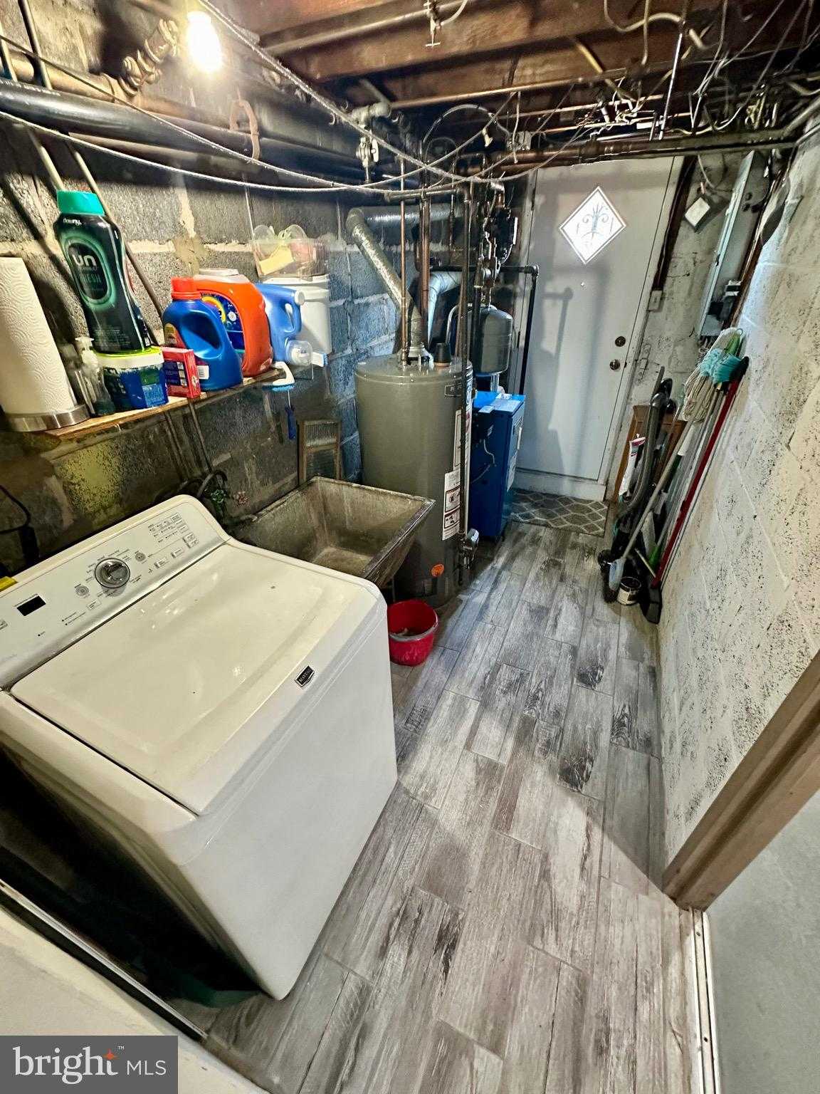 7136 Pine St photo 18