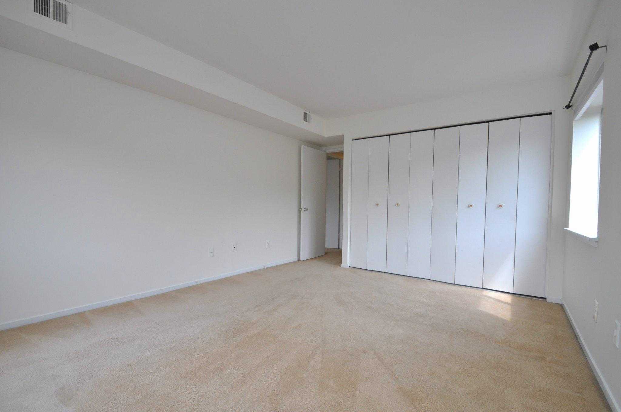 1659 Parkcrest Cir photo 14