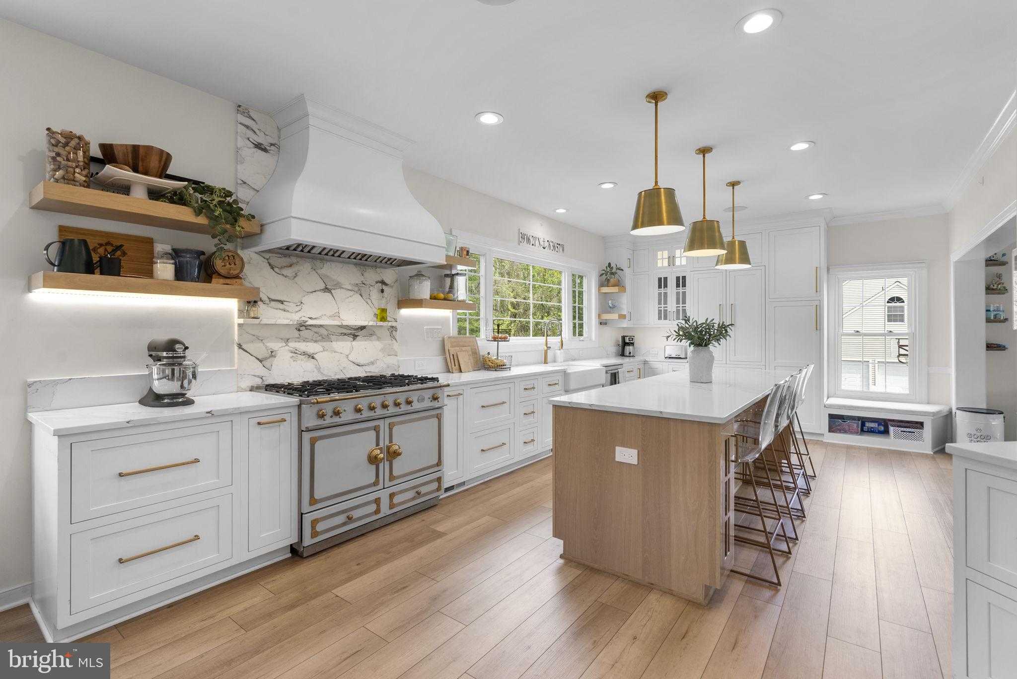 2730 Howard Grove Rd photo 16