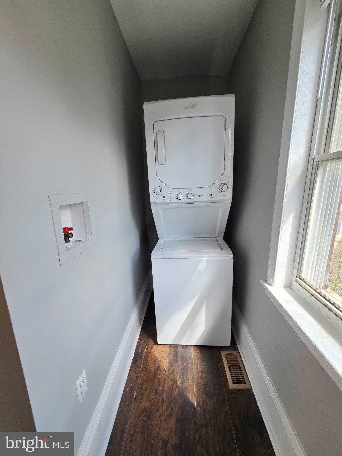 1749 N Bambrey St photo 19