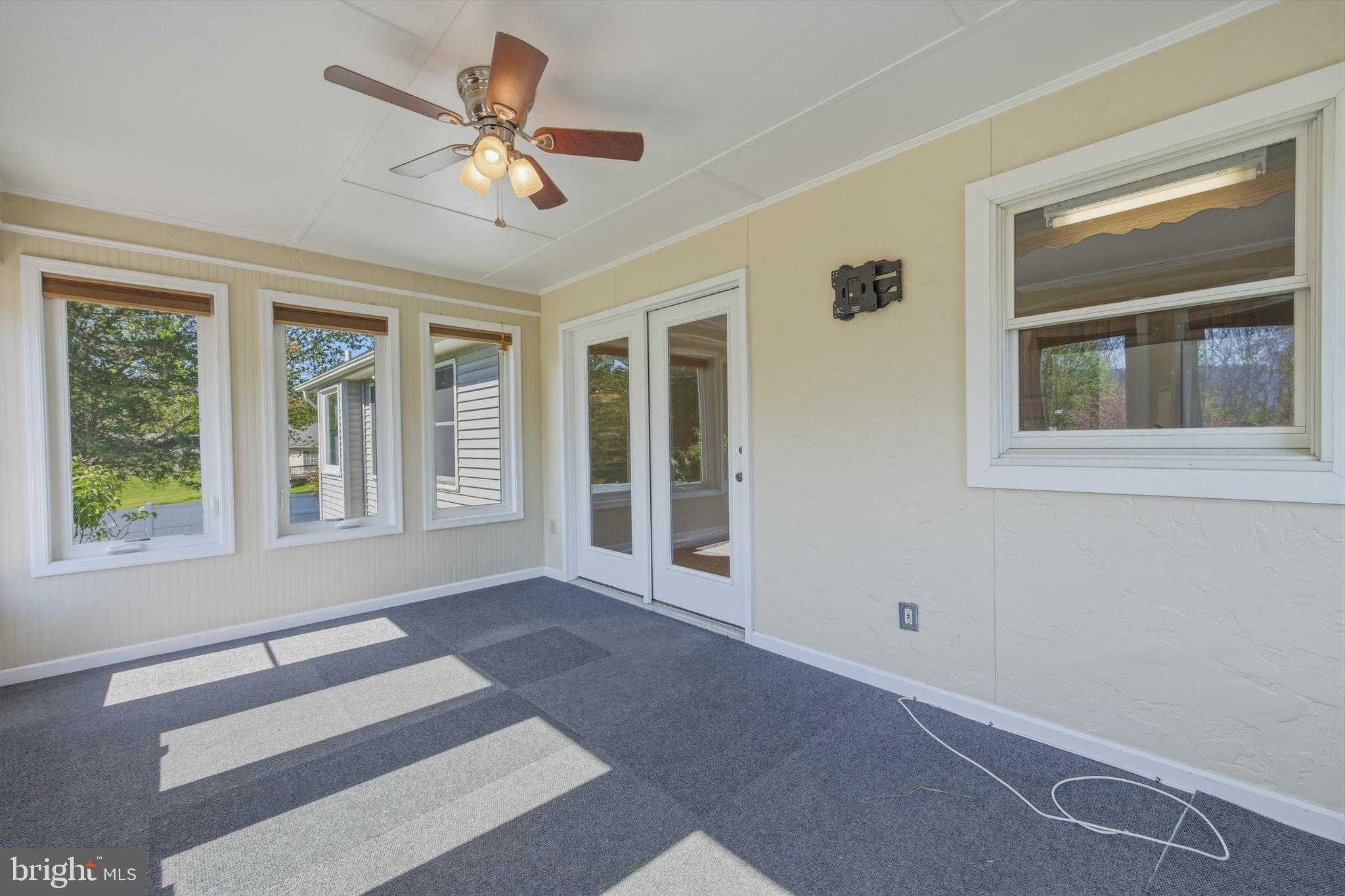 515 Hollingsworth Rd photo 10