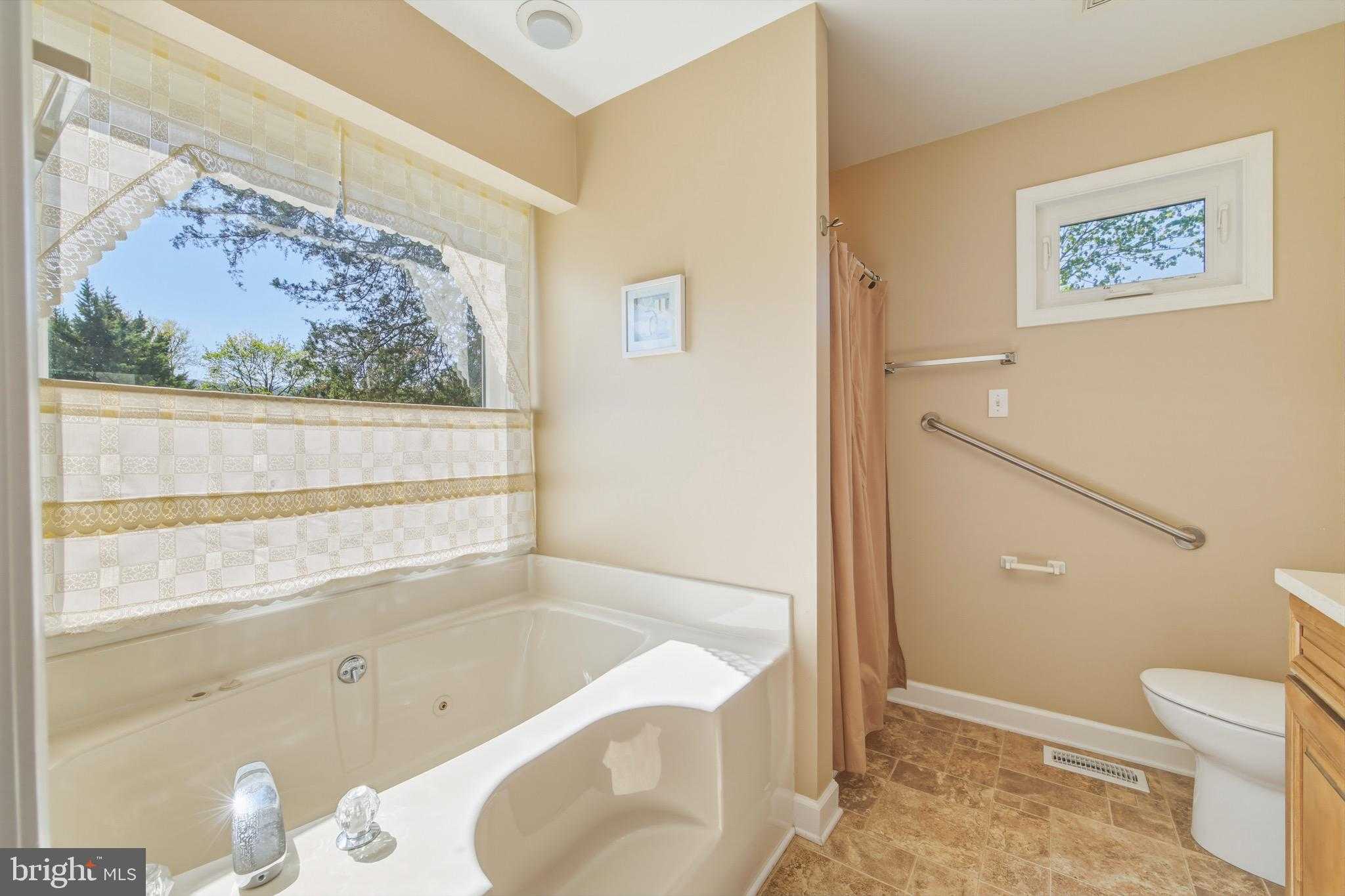 515 Hollingsworth Rd photo 27