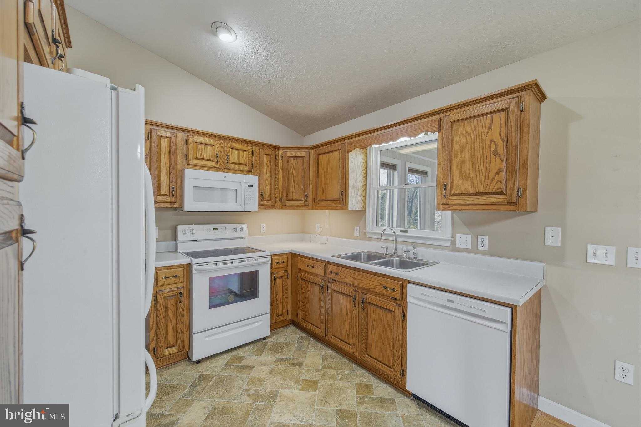 515 Hollingsworth Rd photo 6