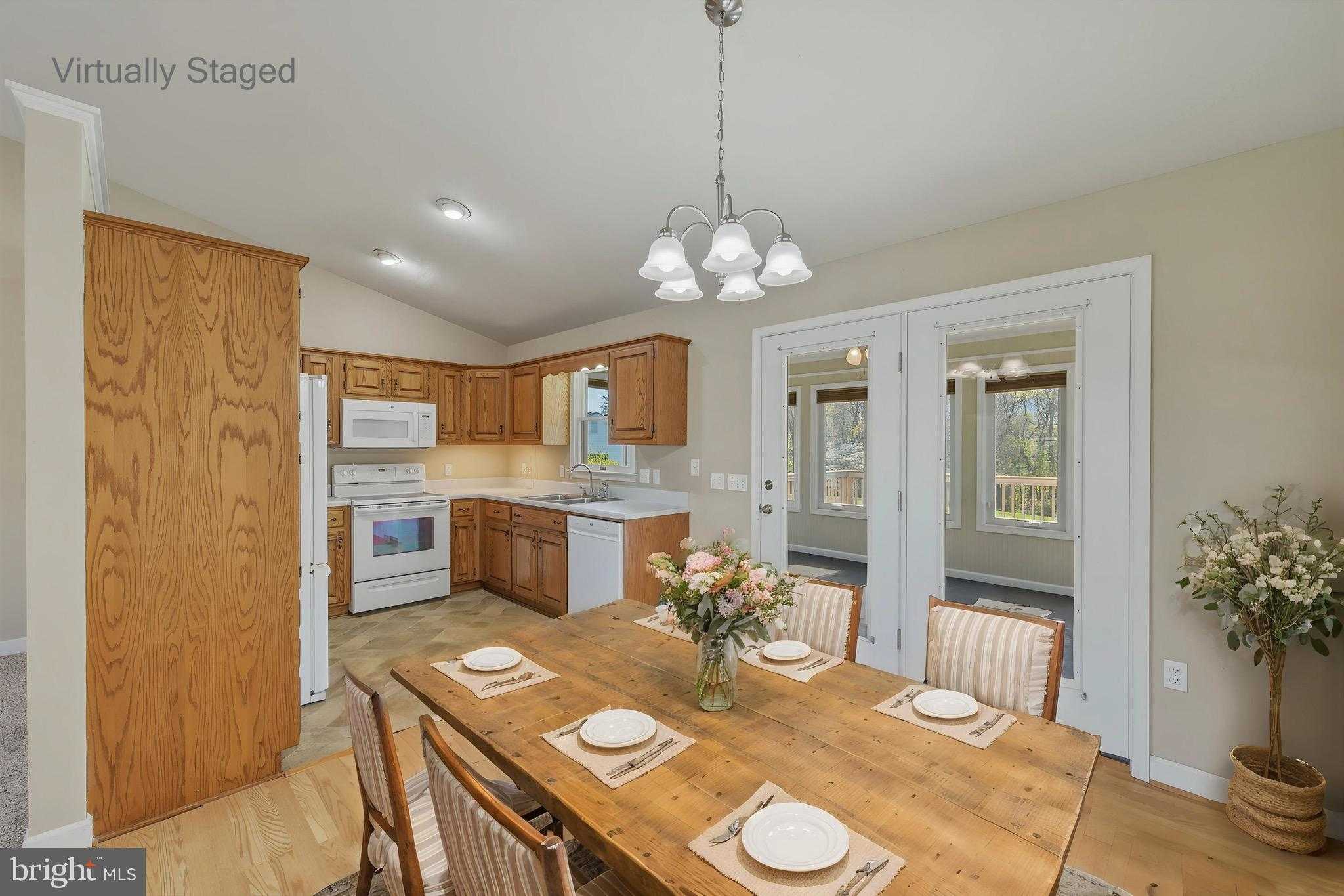 515 Hollingsworth Rd photo 8