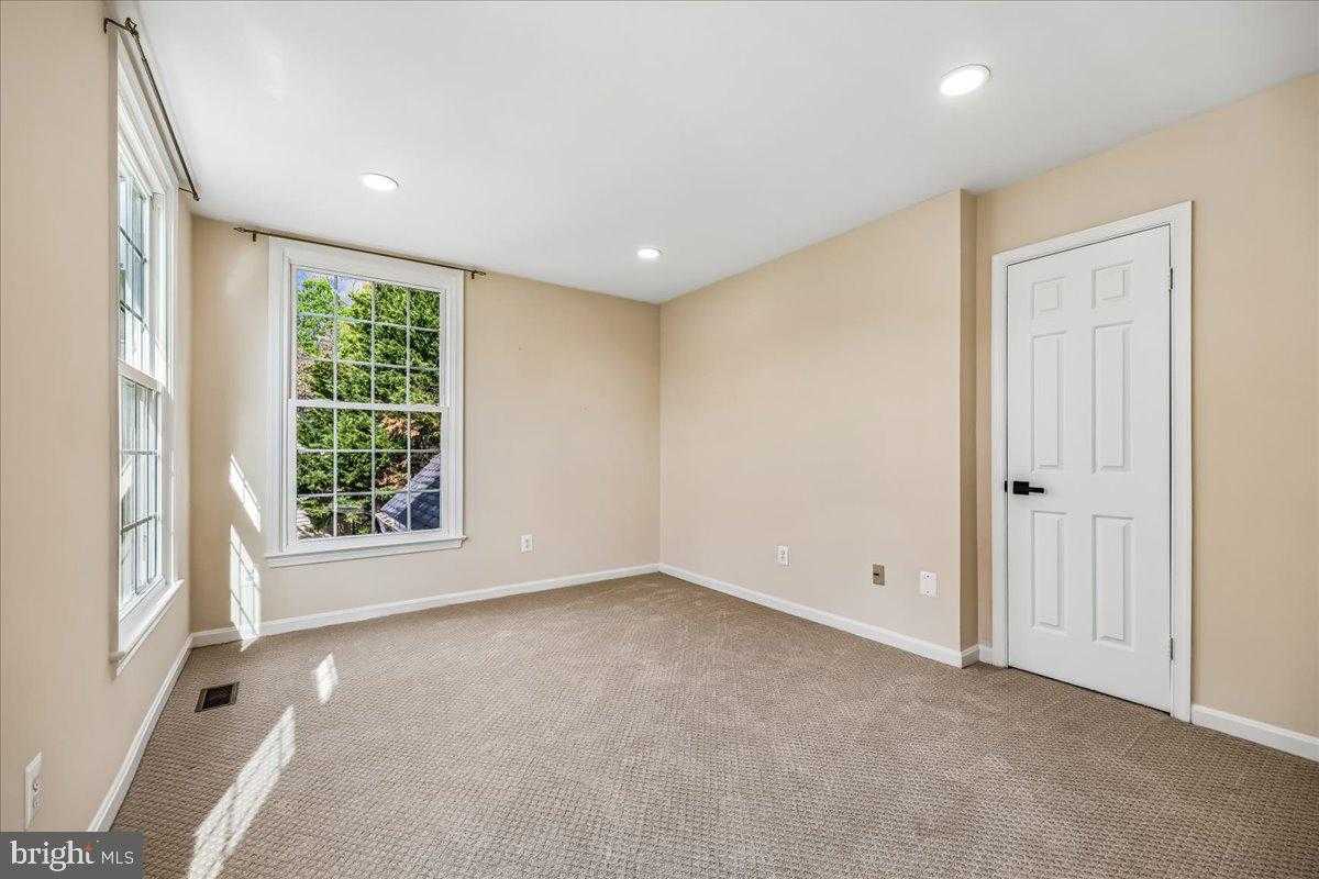 11449 Frances Green Dr photo 24