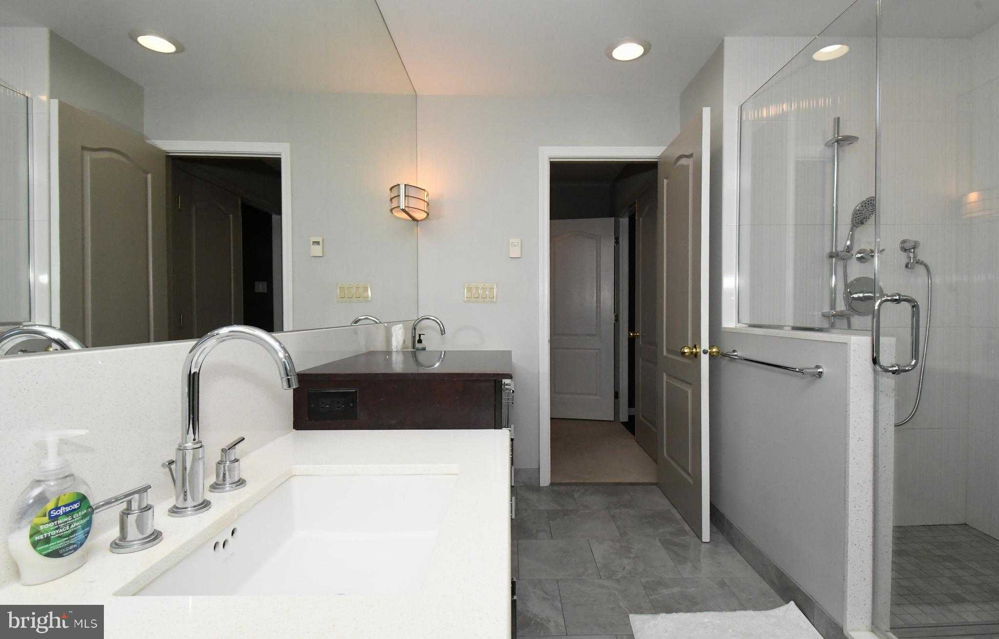 27 Arabian Way photo 42