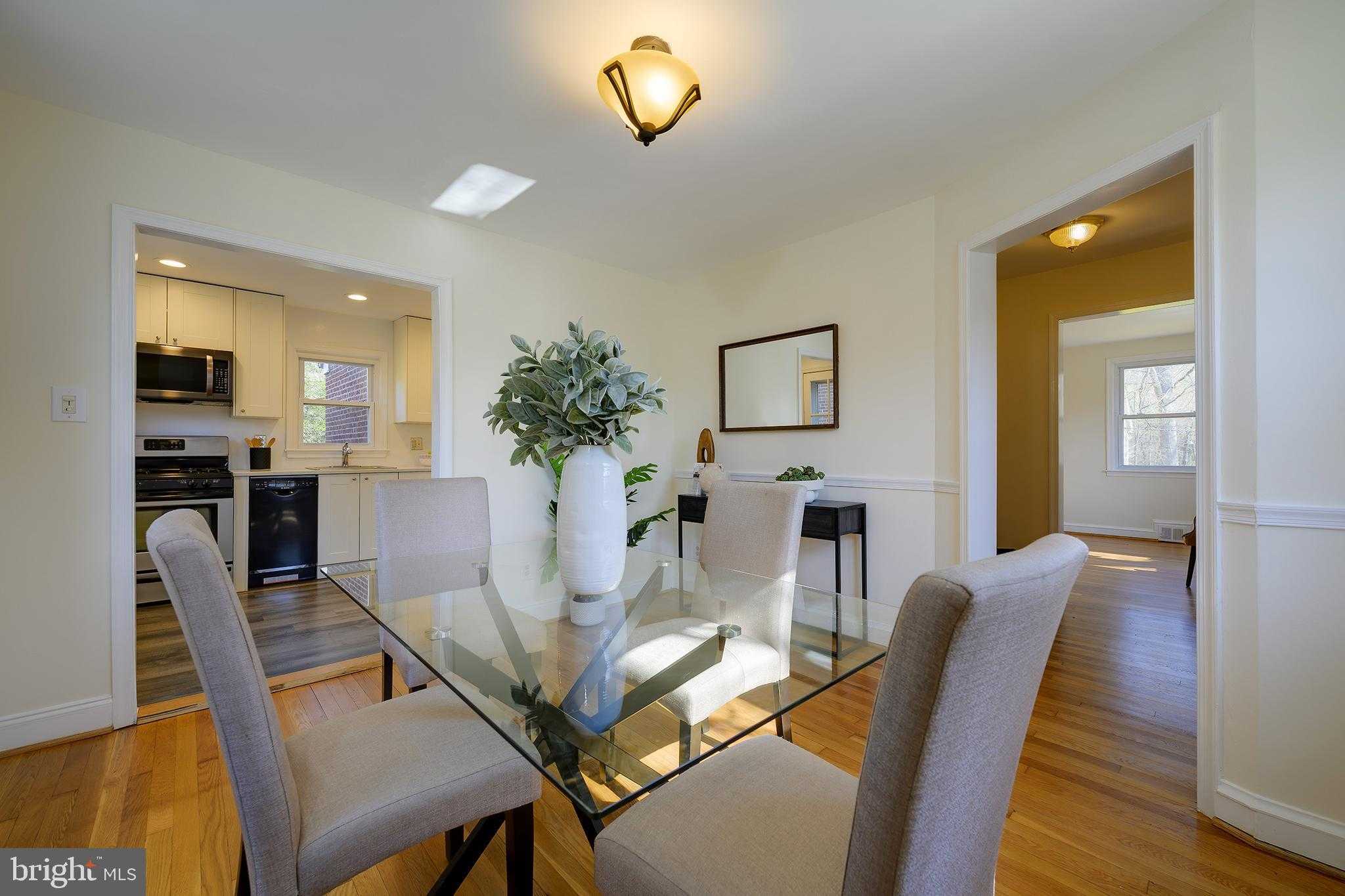 6506 43rd Ave photo 8