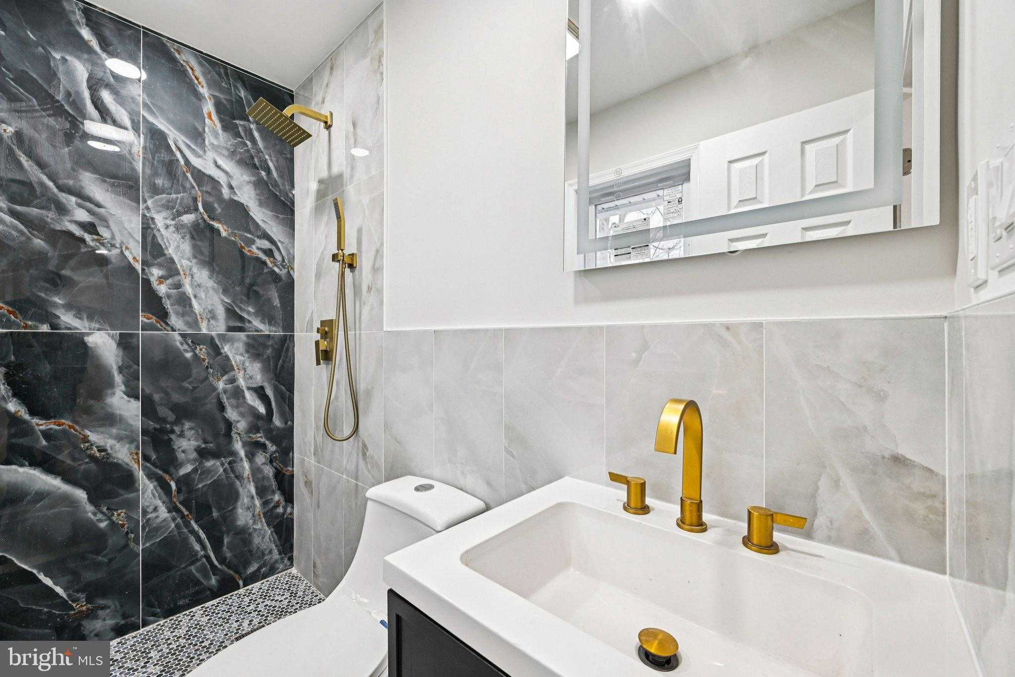 5806 Miriam Dr photo 21