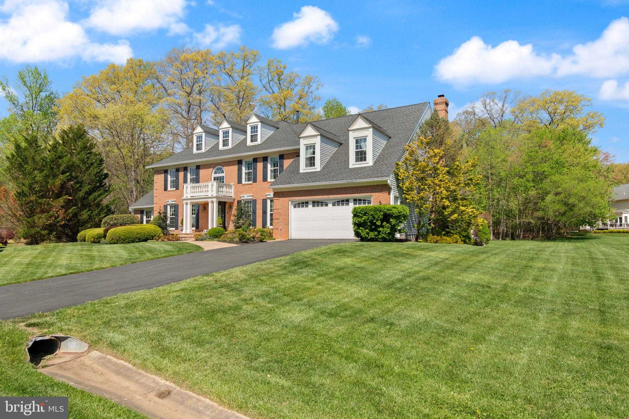 7514 Lake Glen Dr photo 3