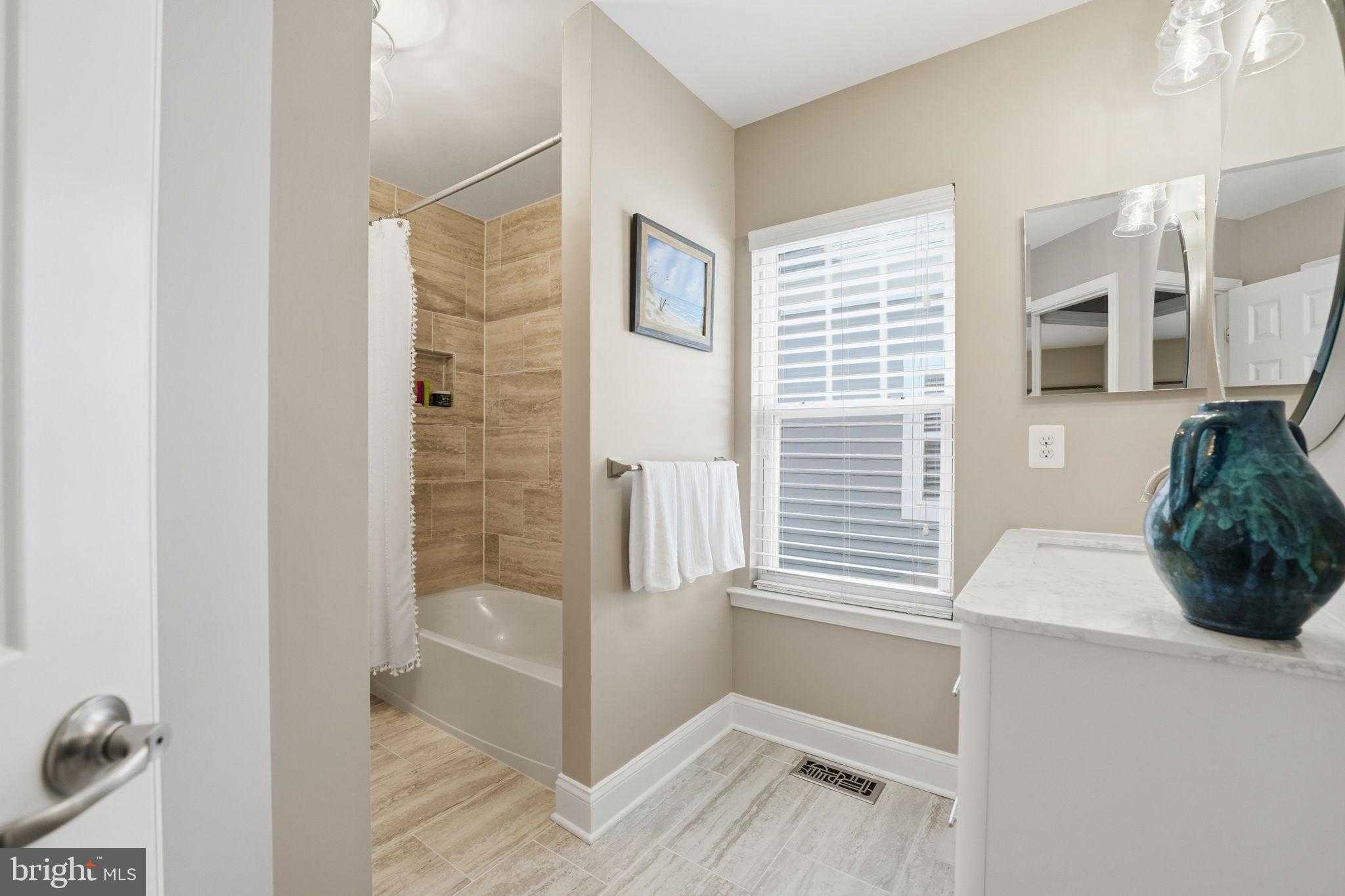 713 Belmont Bay Dr photo 48